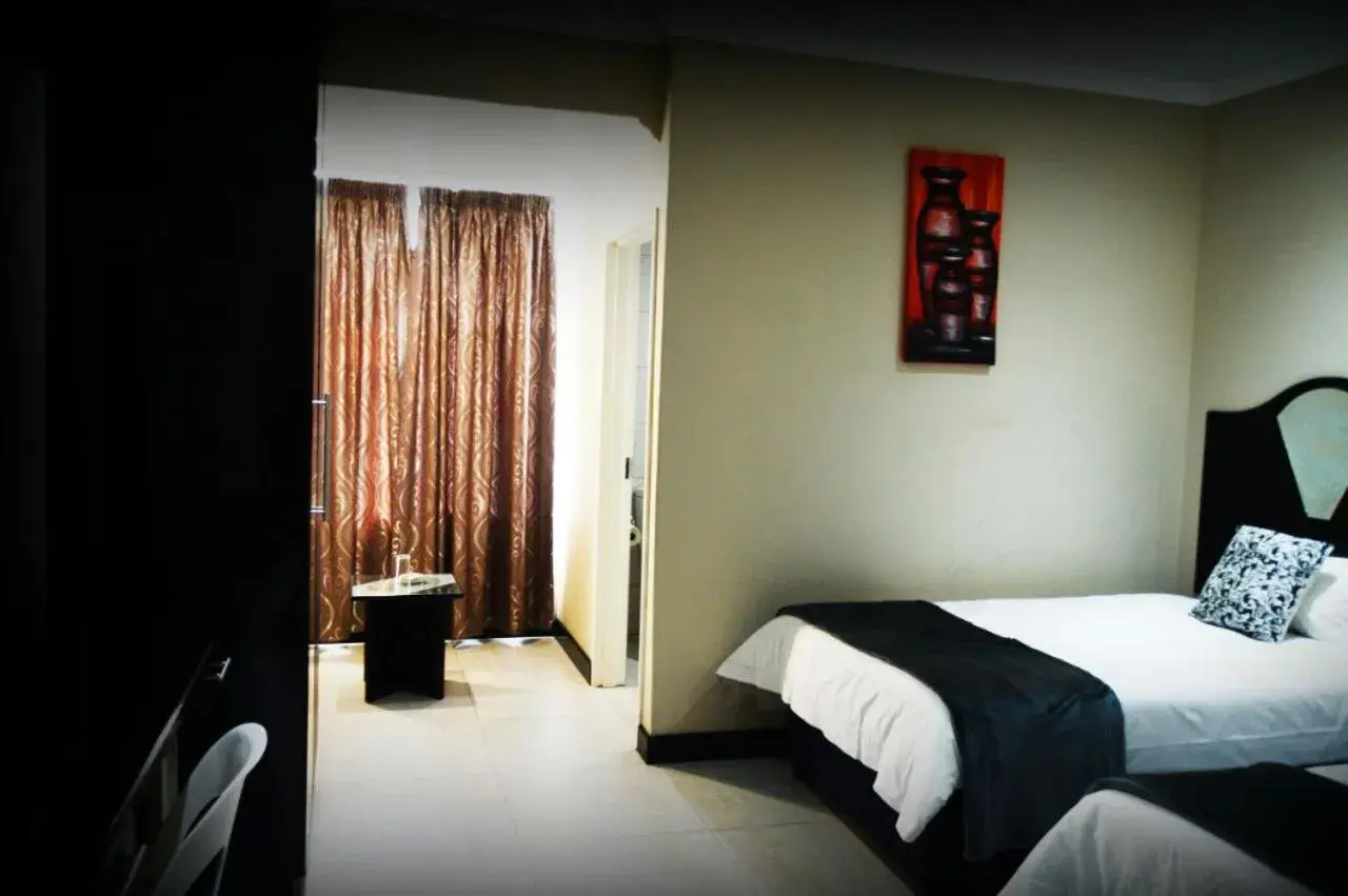 Basic Triple Room in Kismet Hotel Basic Triple Room in Kismet Hotel