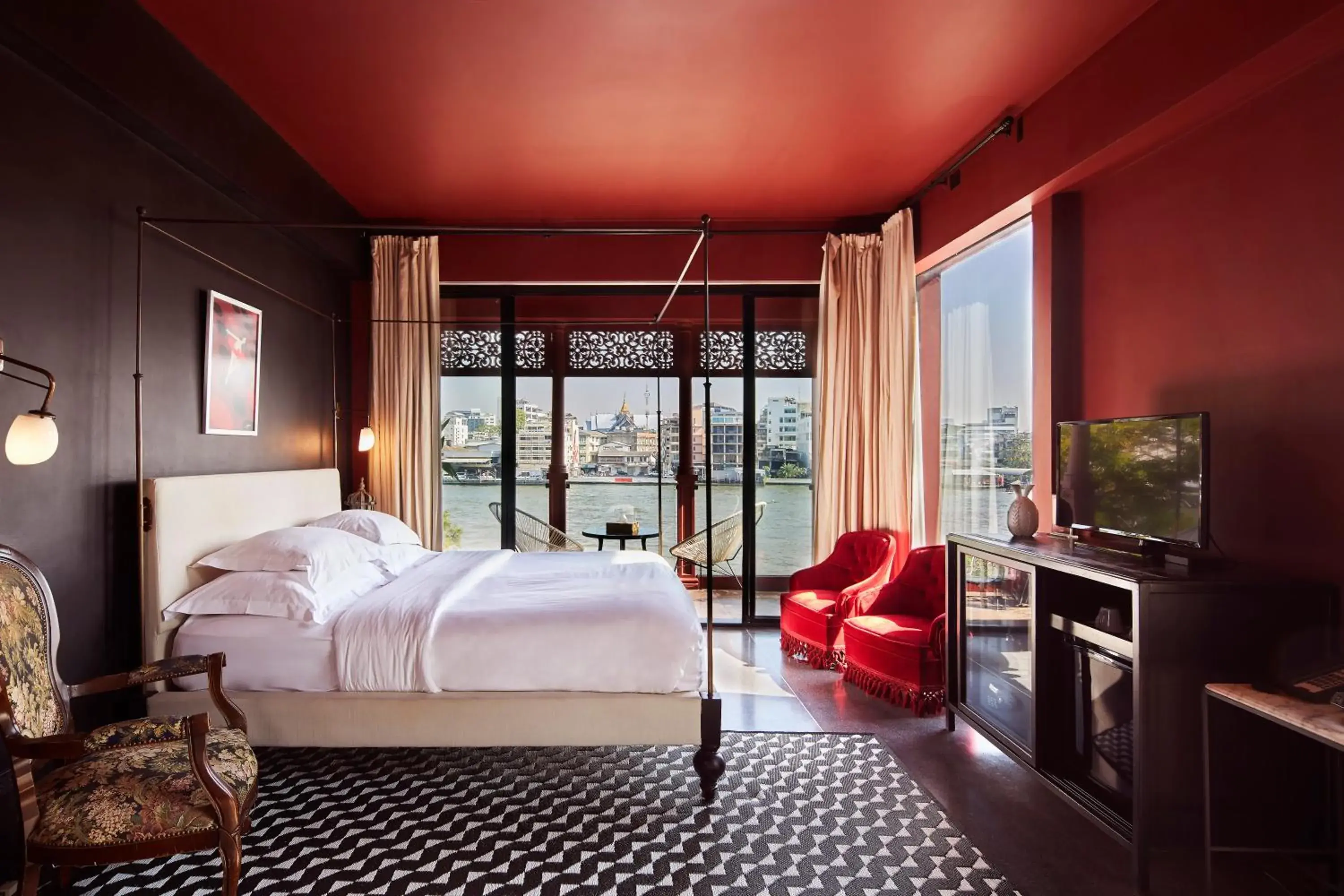 Riverside Grand Deluxe in Amdaeng Bangkok Riverside Hotel Riverside Grand Deluxe in Amdaeng Bangkok Riverside Hotel