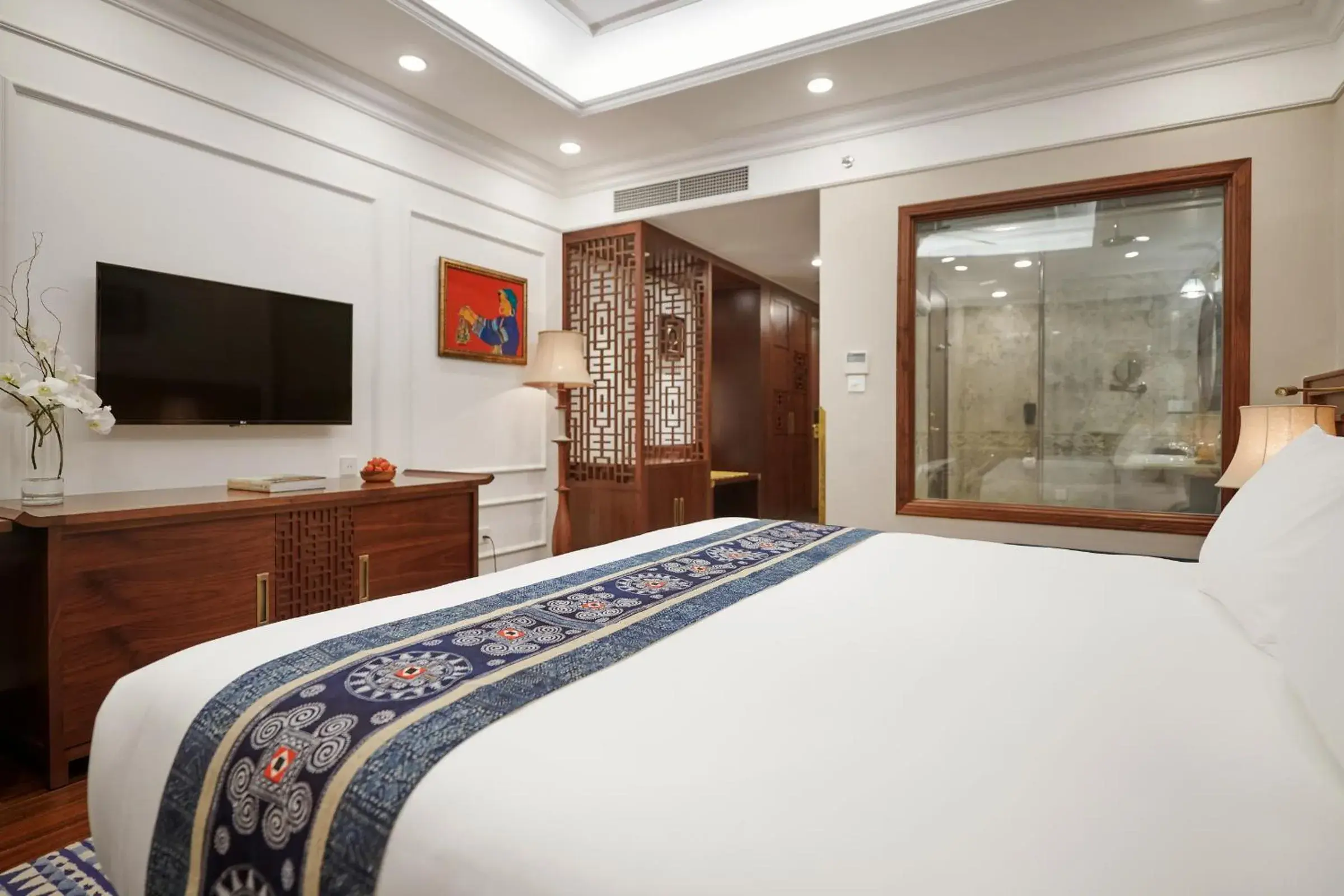 Balcony Premium Classic Mountain in Silk Path Grand Sapa Resort & Spa Balcony Premium Classic Mountain in Silk Path Grand Sapa Resort & Spa