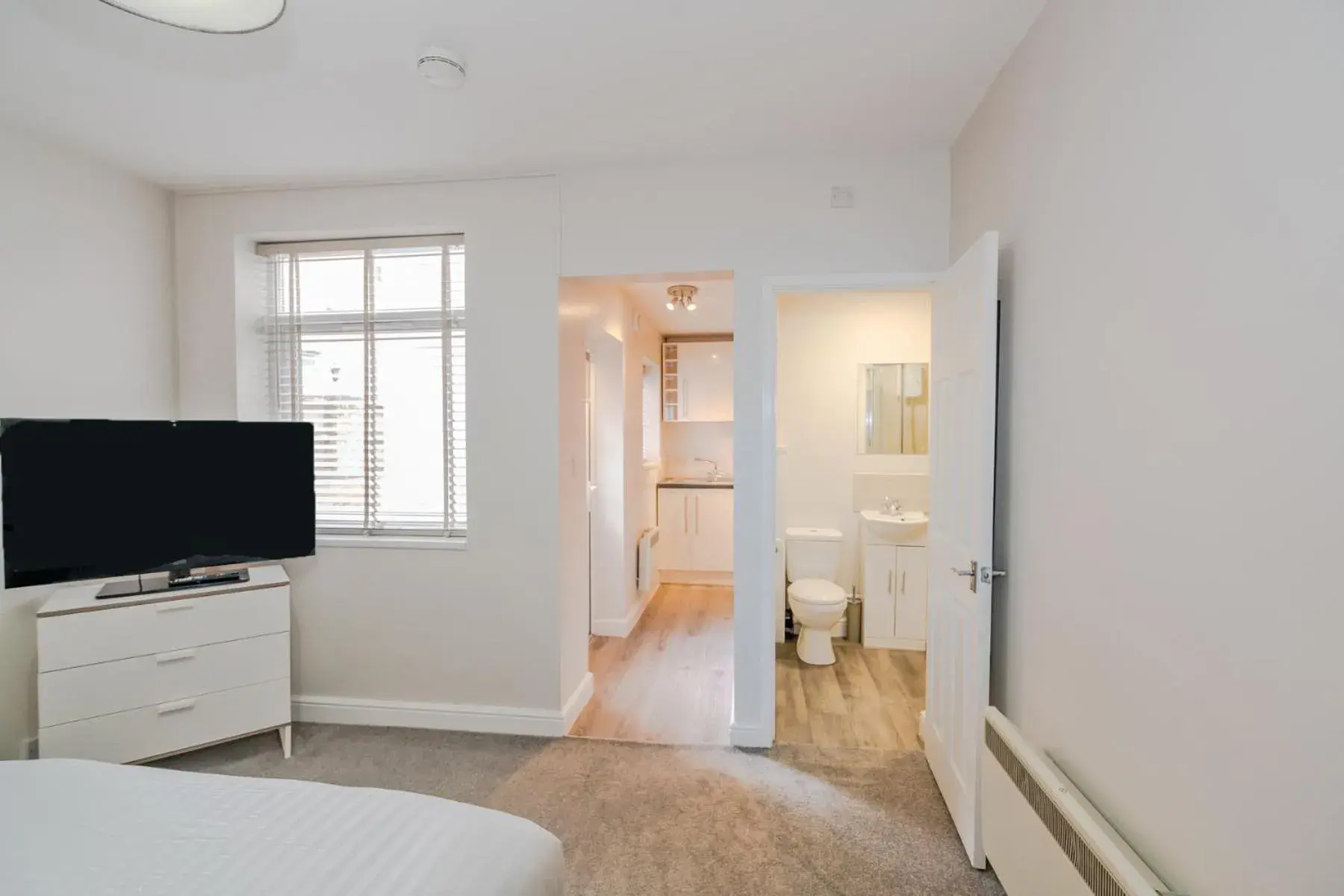 Studio Apartment in Cannock Hotel Apartments Studio Apartment in Cannock Hotel Apartments
