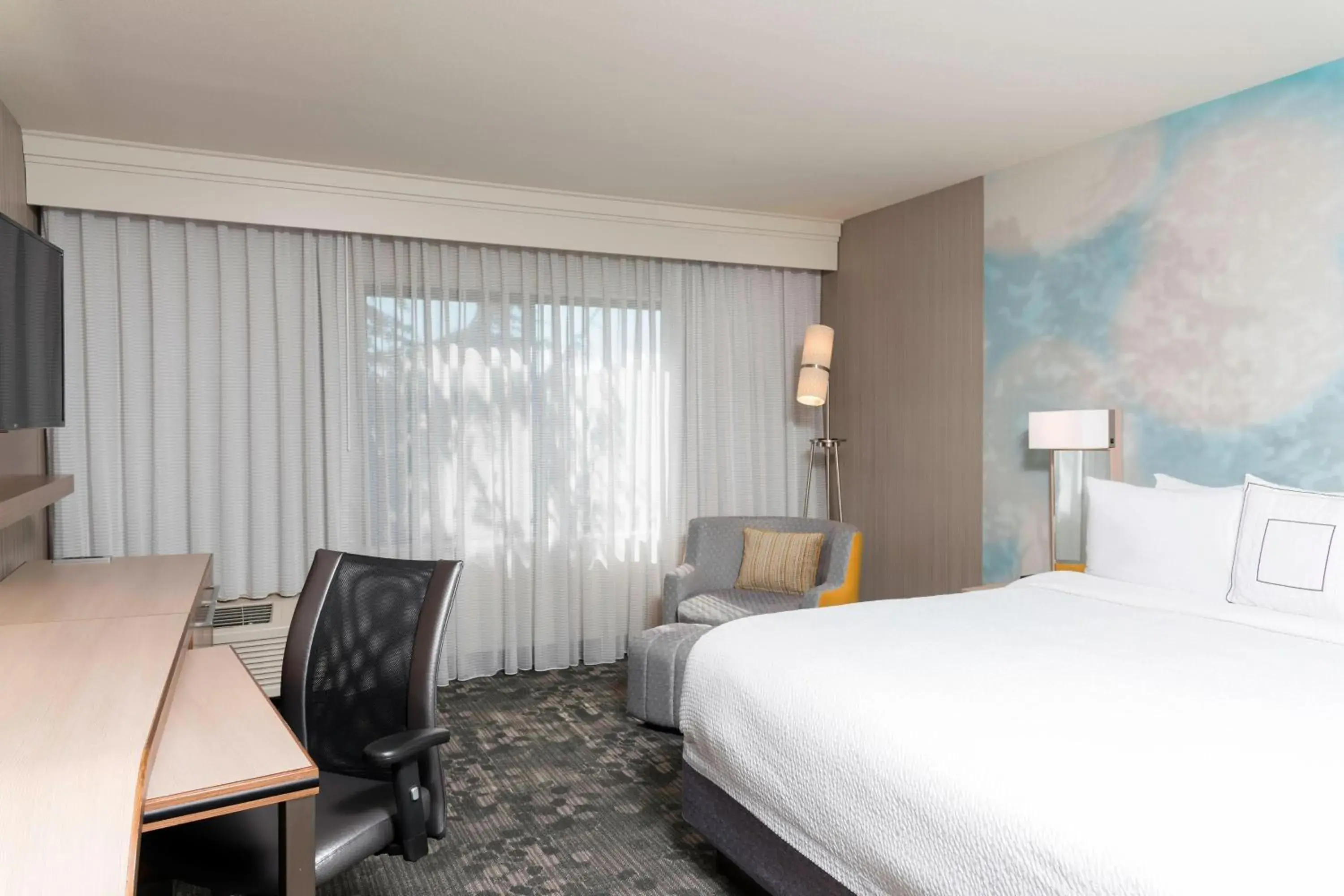 King Guest Room in Courtyard by Marriott Livermore King Guest Room in Courtyard by Marriott Livermore