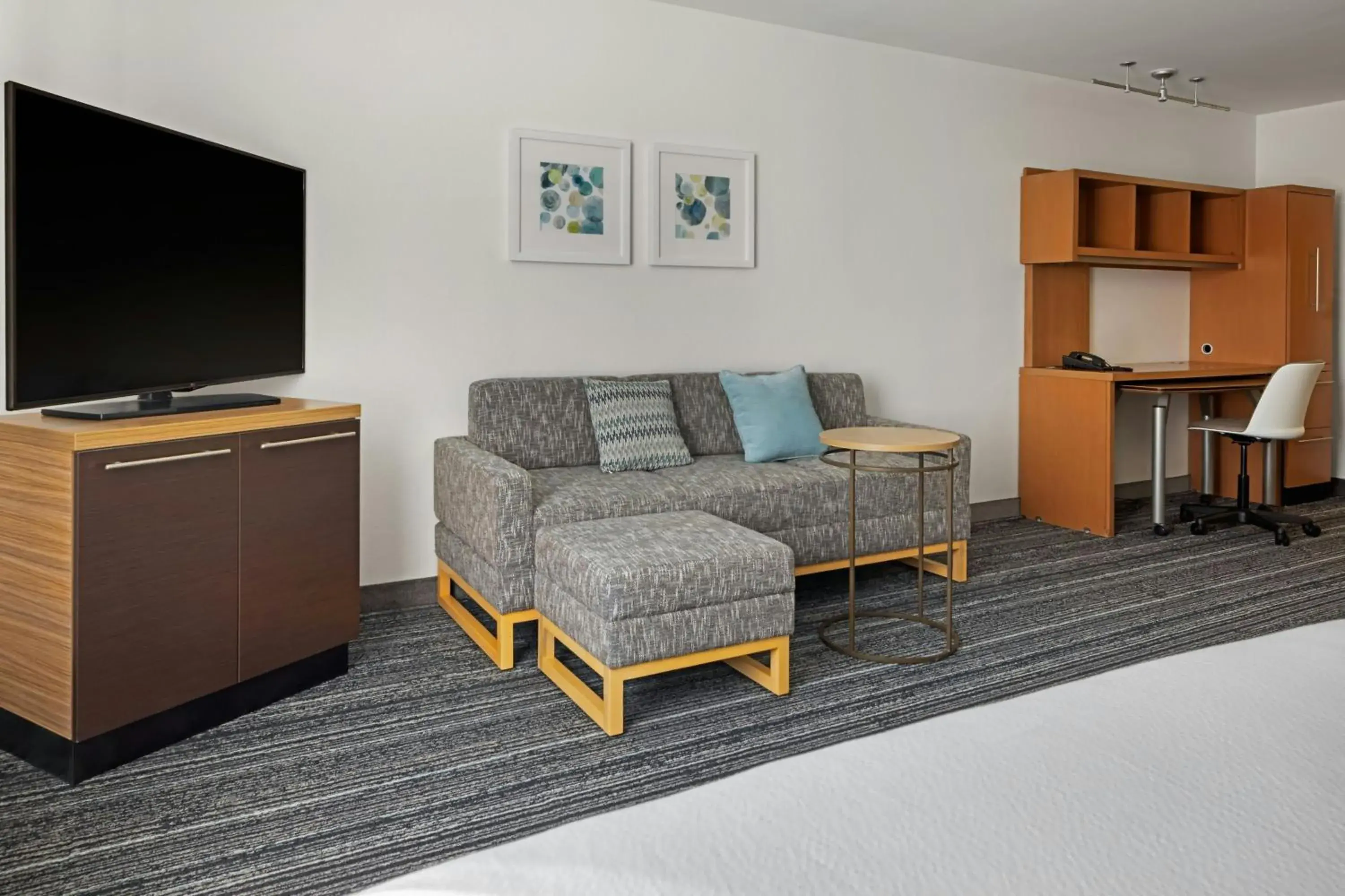 Queen Studio with Sofa Bed in TownePlace Suites by Marriott Ontario Airport Queen Studio with Sofa Bed in TownePlace Suites by Marriott Ontario Airport