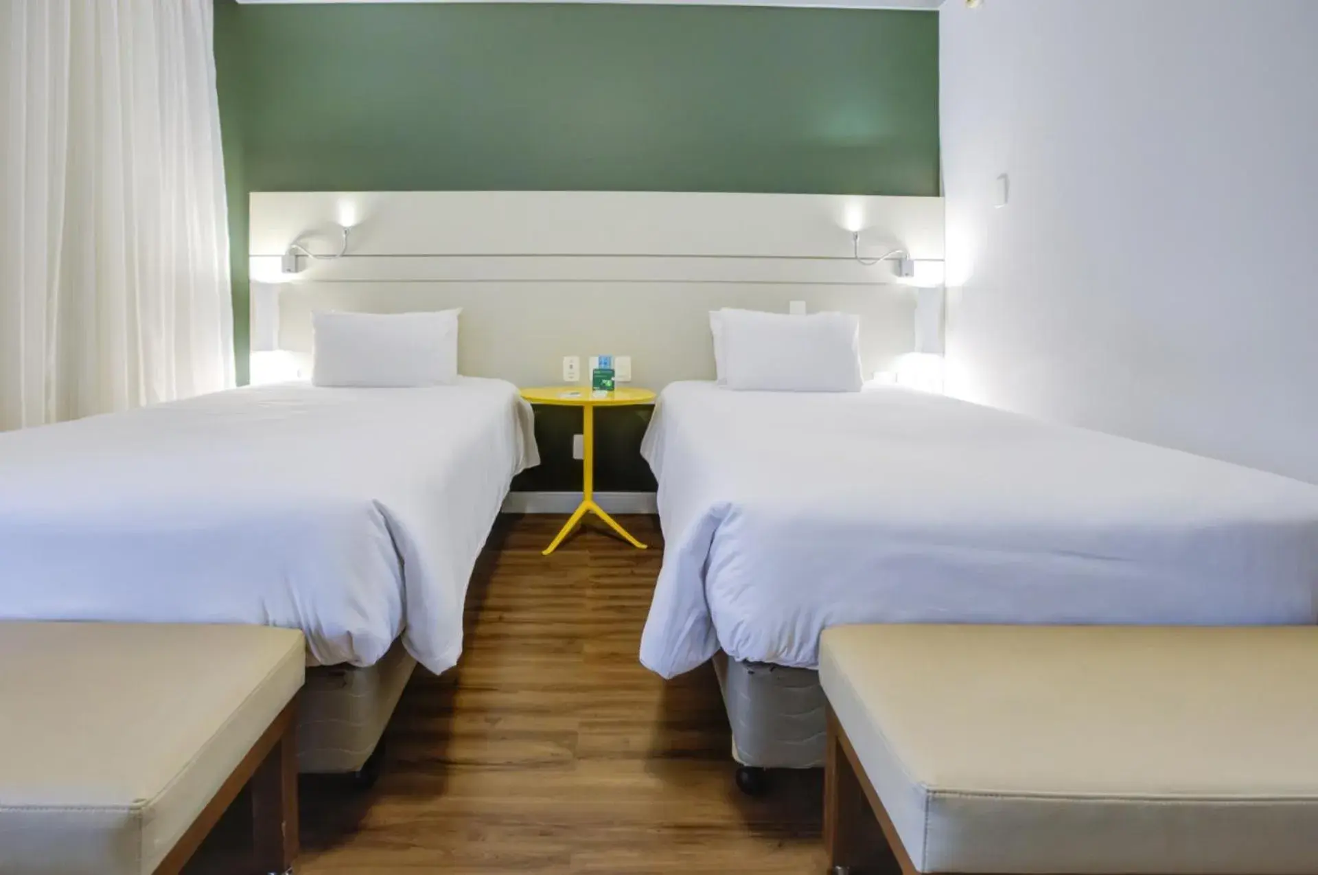 Deluxe Twin Room in Quality Faria Lima Deluxe Twin Room in Quality Faria Lima