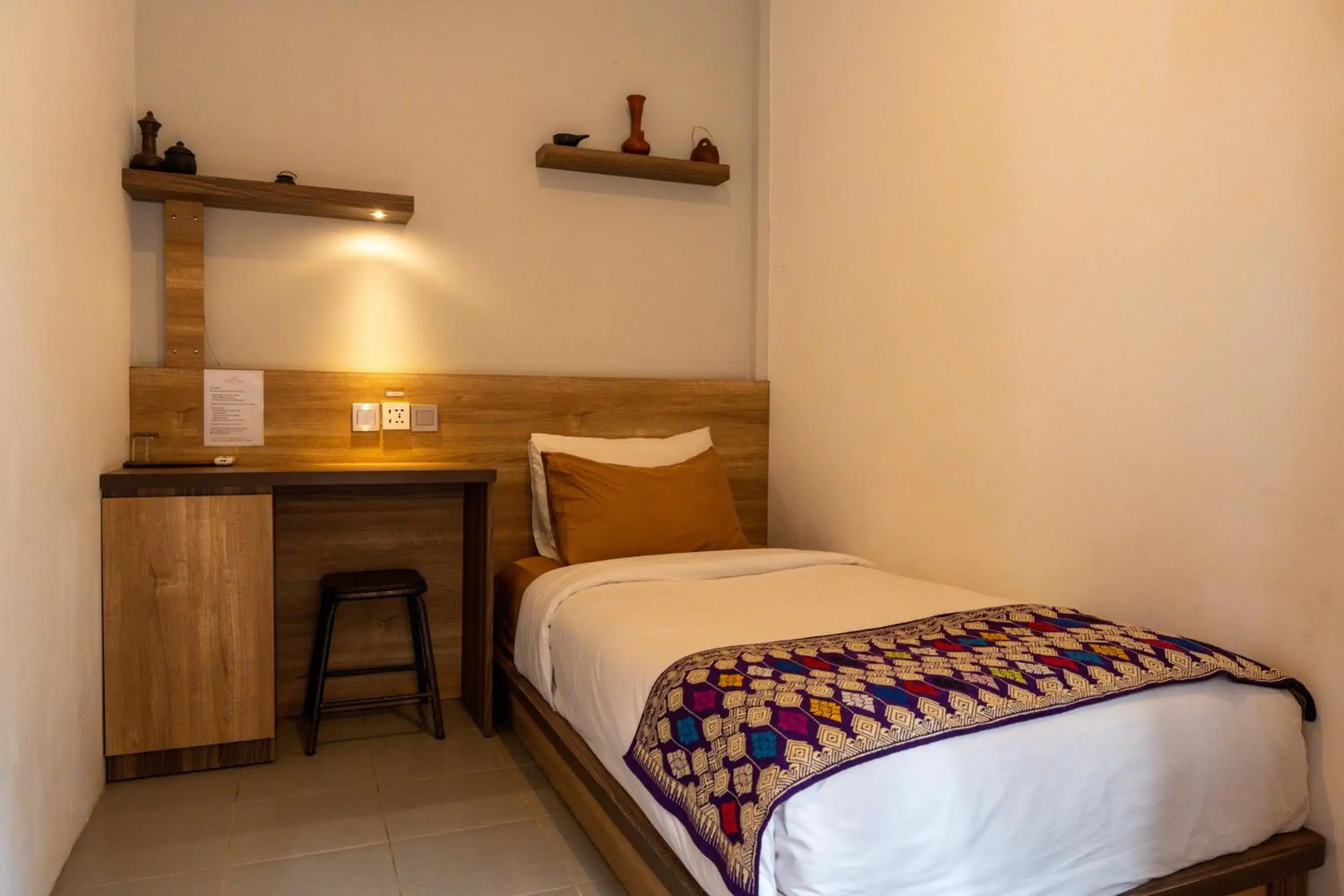 Single Room - single occupancy - Shared Bathroom in Village Vibes Lombok Single Room - single occupancy - Shared Bathroom in Village Vibes Lombok