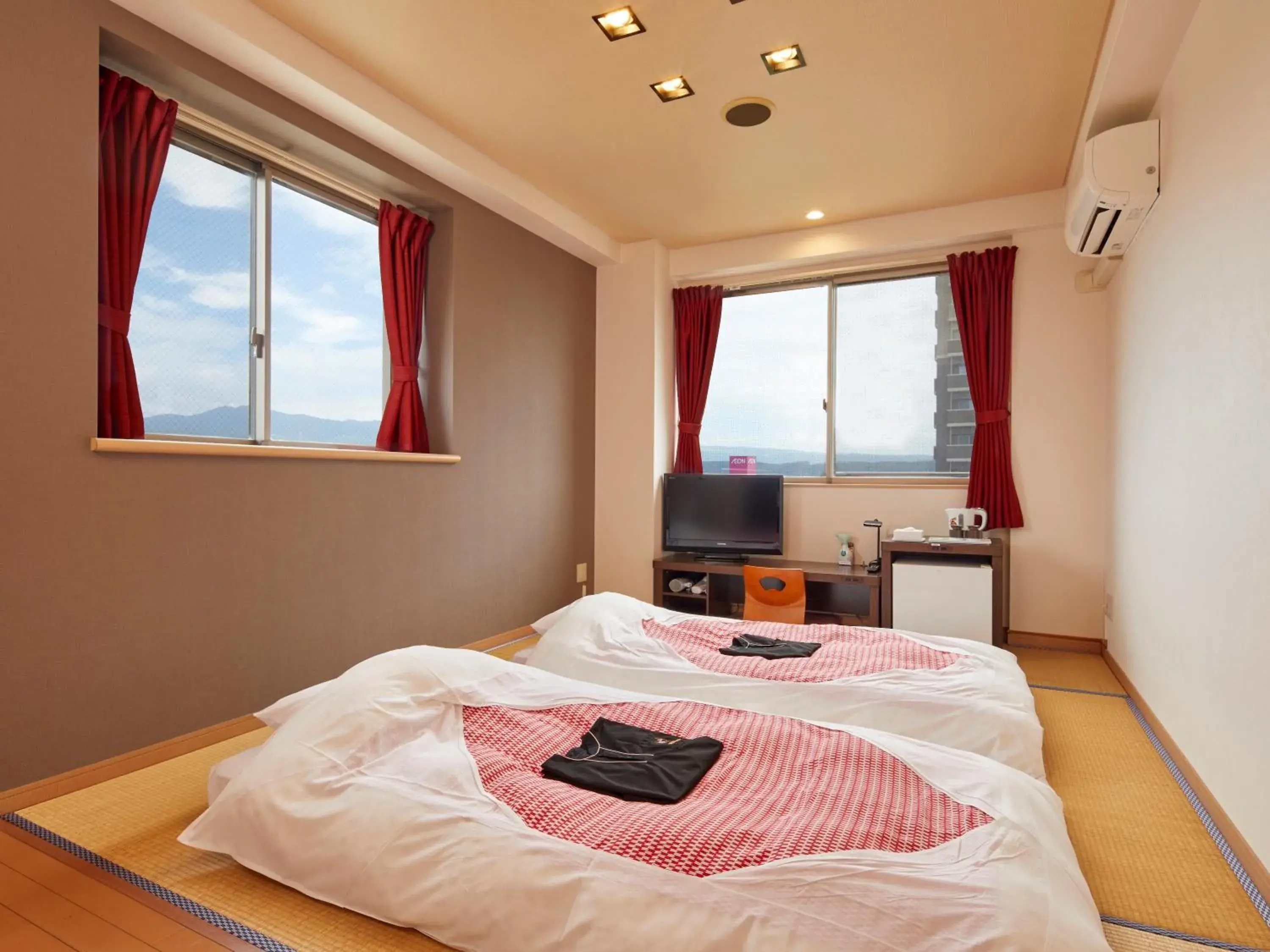 Quadruple Room - single occupancy - Non-Smoking in Hatago Hashimoto Quadruple Room - single occupancy - Non-Smoking in Hatago Hashimoto
