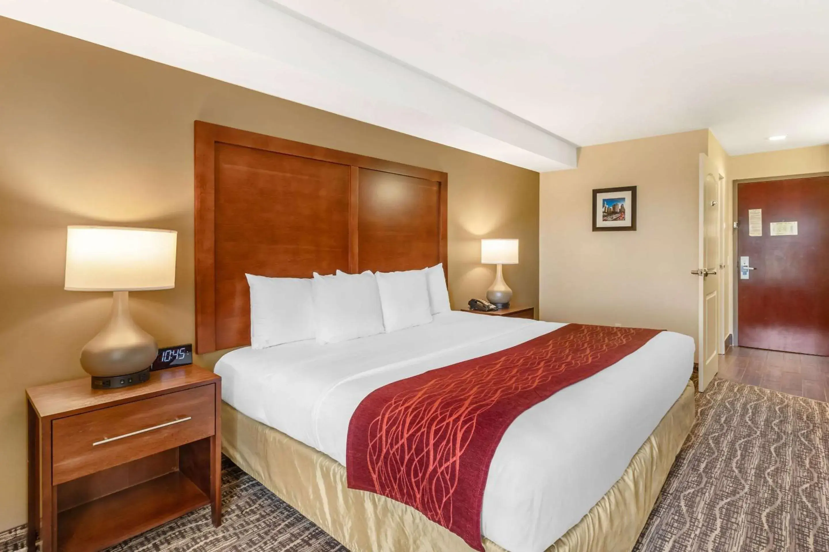 King Room - Accessible/Non-Smoking in Comfort Inn Monterey Park - Los Angeles King Room - Accessible/Non-Smoking in Comfort Inn Monterey Park - Los Angeles