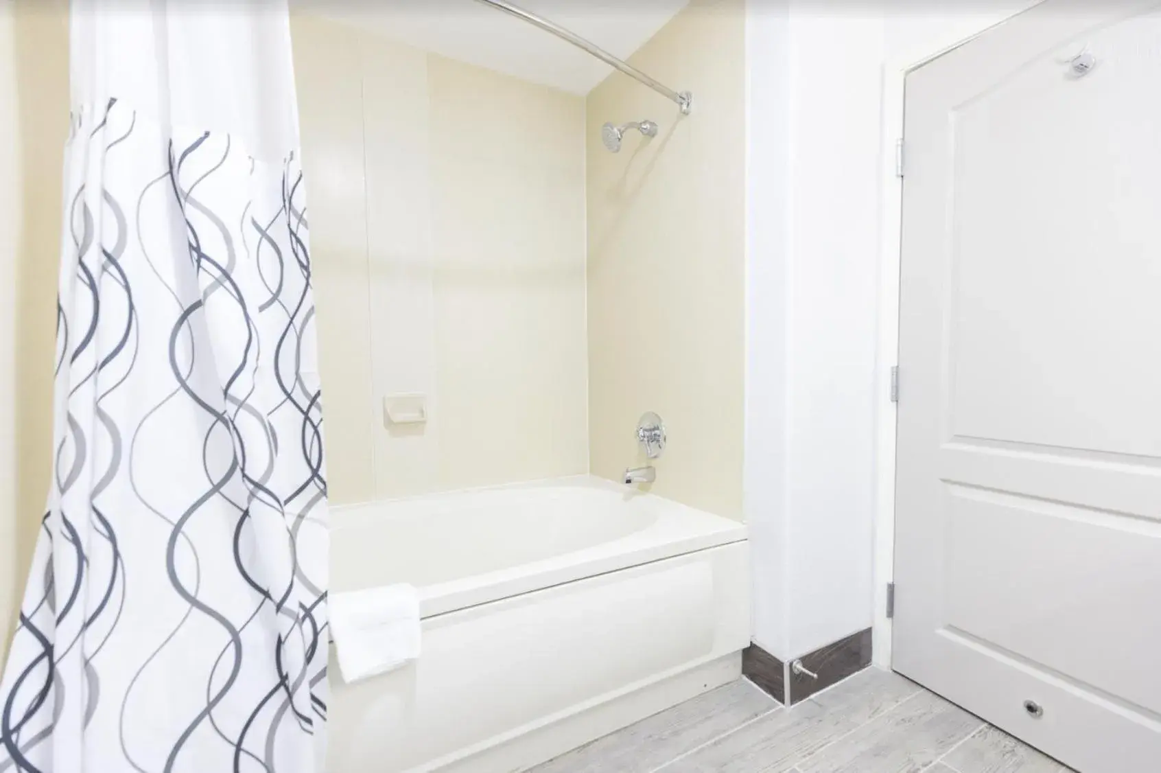 King Suite - Non Smoking in The Leo Collection Detroit, an Ascend Collection Hotel King Suite - Non Smoking in The Leo Collection Detroit, an Ascend Collection Hotel