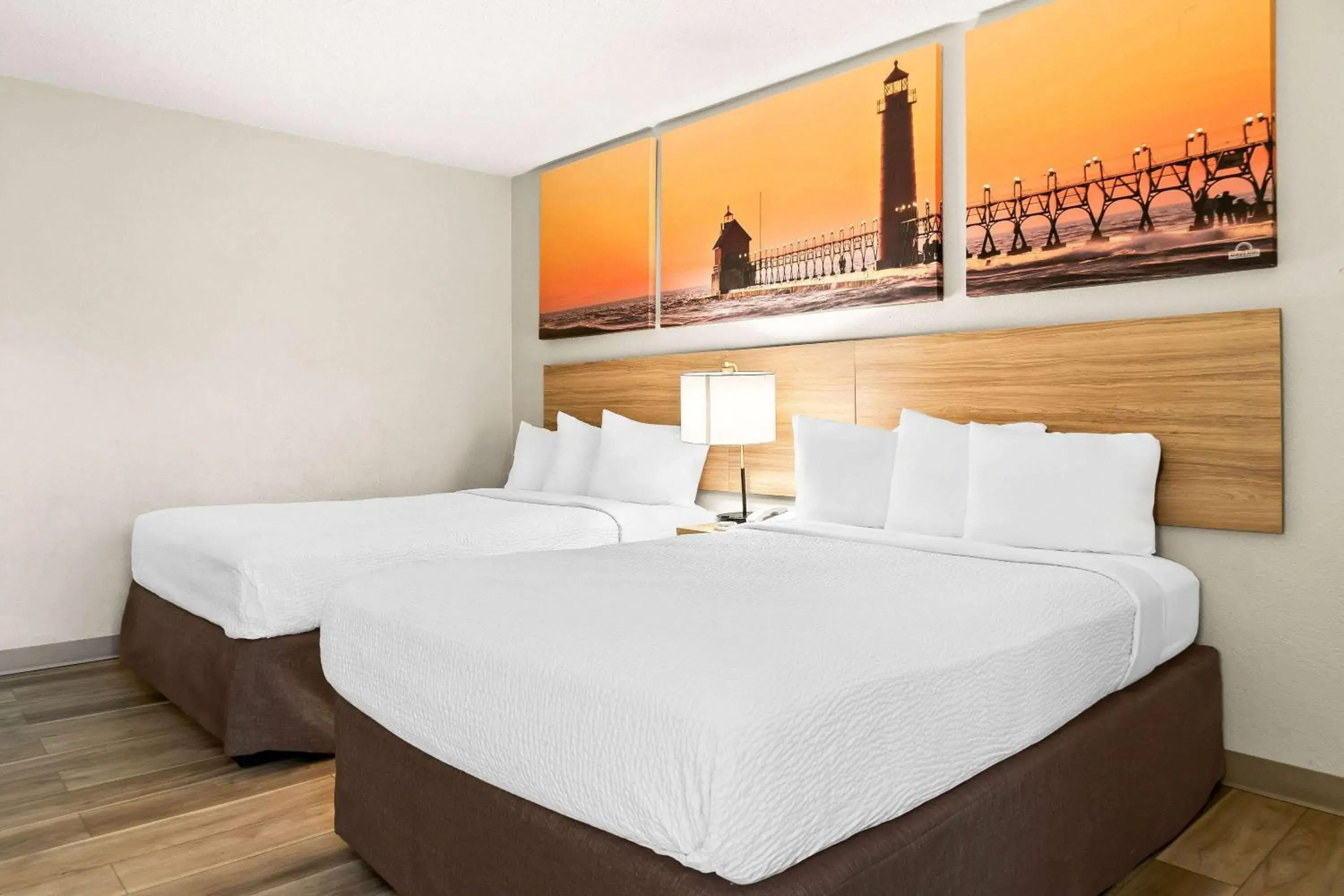 Double Room with Two Double Beds - Non-Smoking in Days Inn & Suites by Wyndham Warren Double Room with Two Double Beds - Non-Smoking in Days Inn & Suites by Wyndham Warren