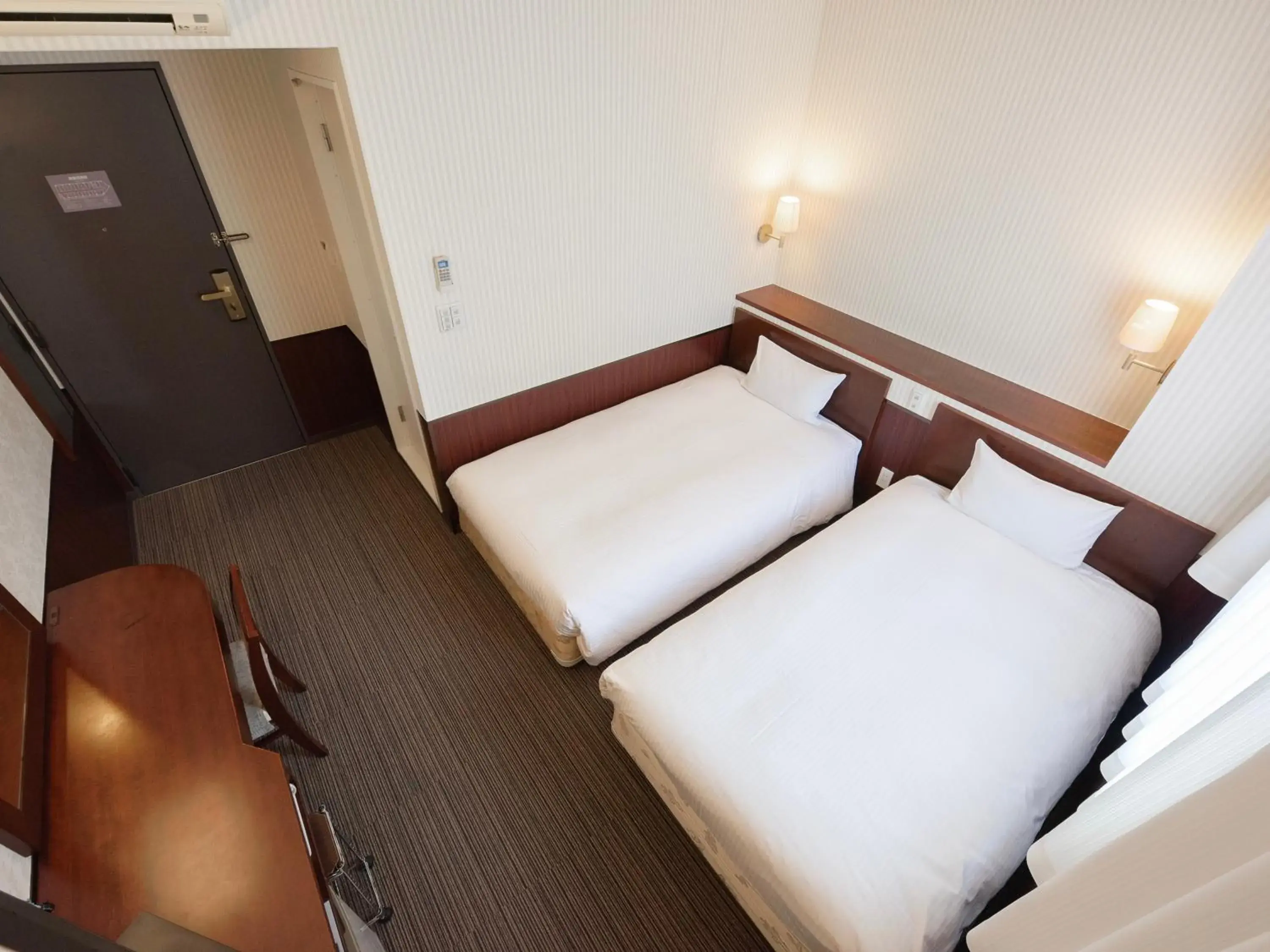 Standard Twin Room - single occupancy - Non-Smoking in Hotel Hillarys Standard Twin Room - single occupancy - Non-Smoking in Hotel Hillarys