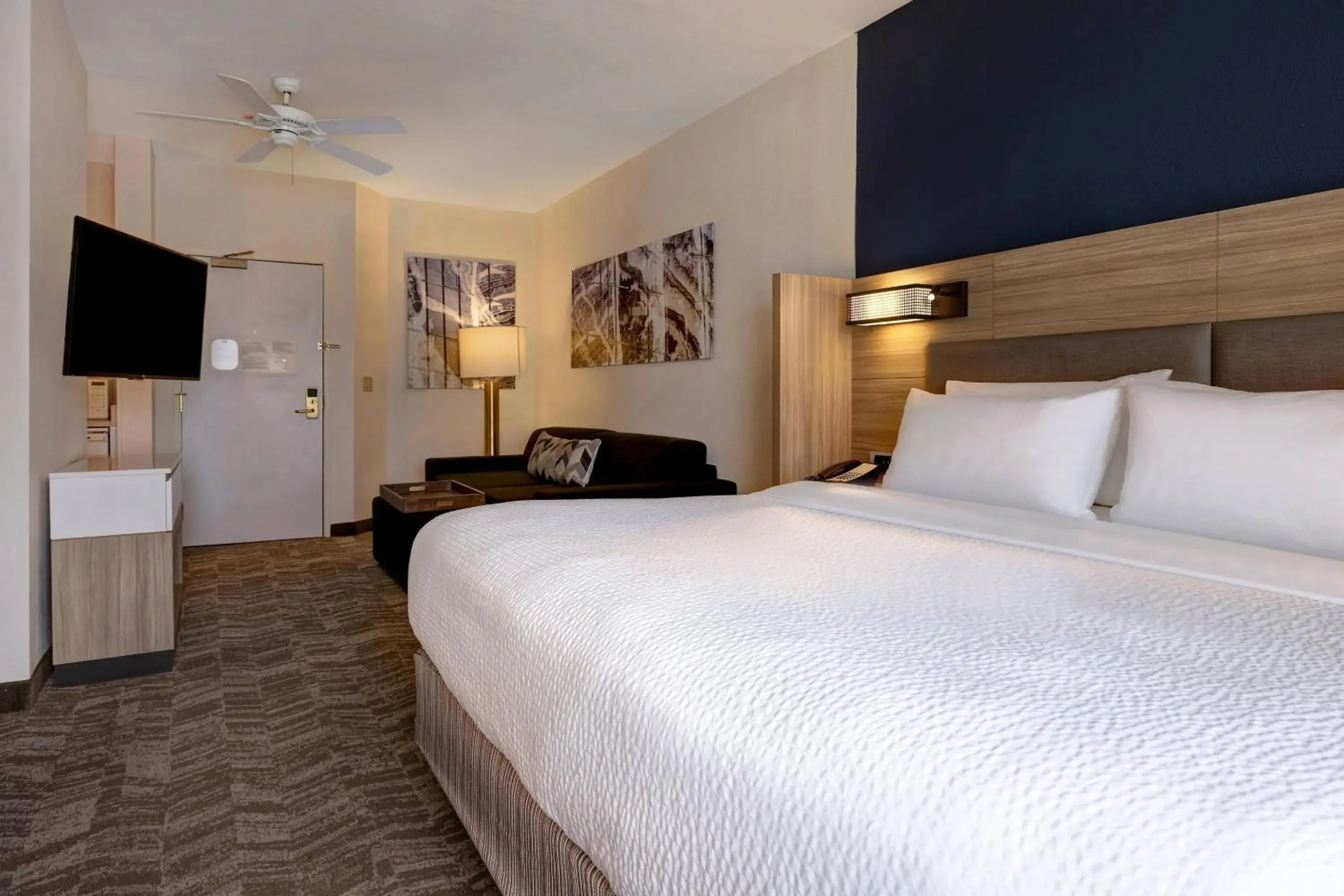 King Suite with Sofa Bed and Roll-in Shower - Mobility and Hearing Accessible in SpringHill Suites by Marriott Las Cruces King Suite with Sofa Bed and Roll-in Shower - Mobility and Hearing Accessible in SpringHill Suites by Marriott Las Cruces