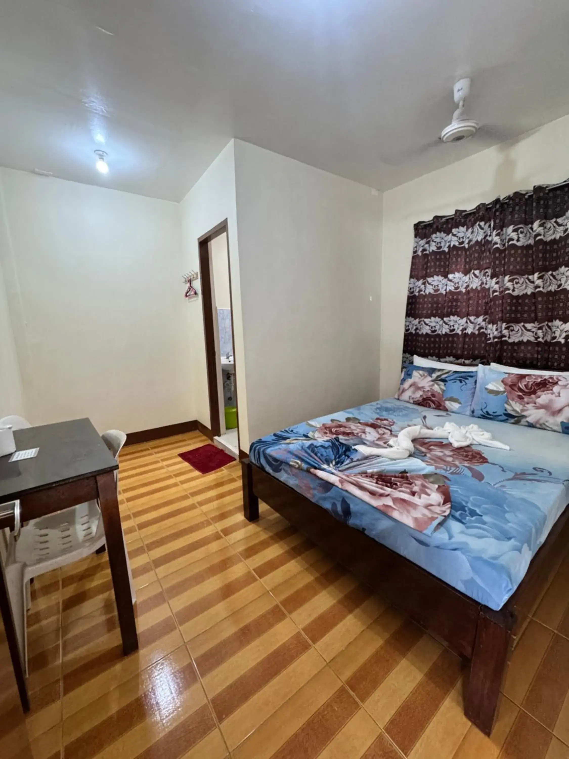 Standard Double Room with Fan in Jvhaven Pension Standard Double Room with Fan in Jvhaven Pension