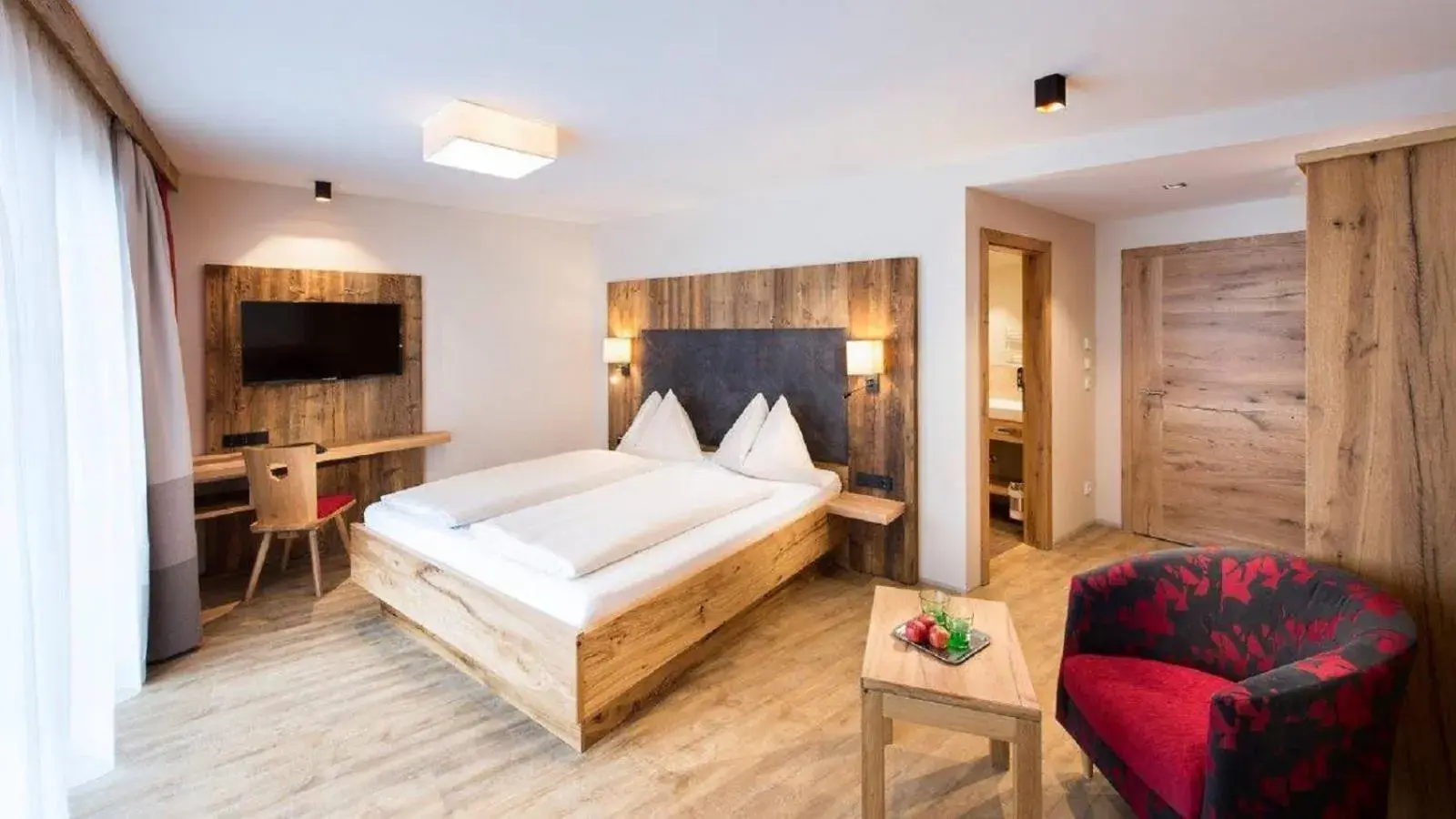 Double Room with Balcony - single occupancy in Hotel Sendlhof Double Room with Balcony - single occupancy in Hotel Sendlhof