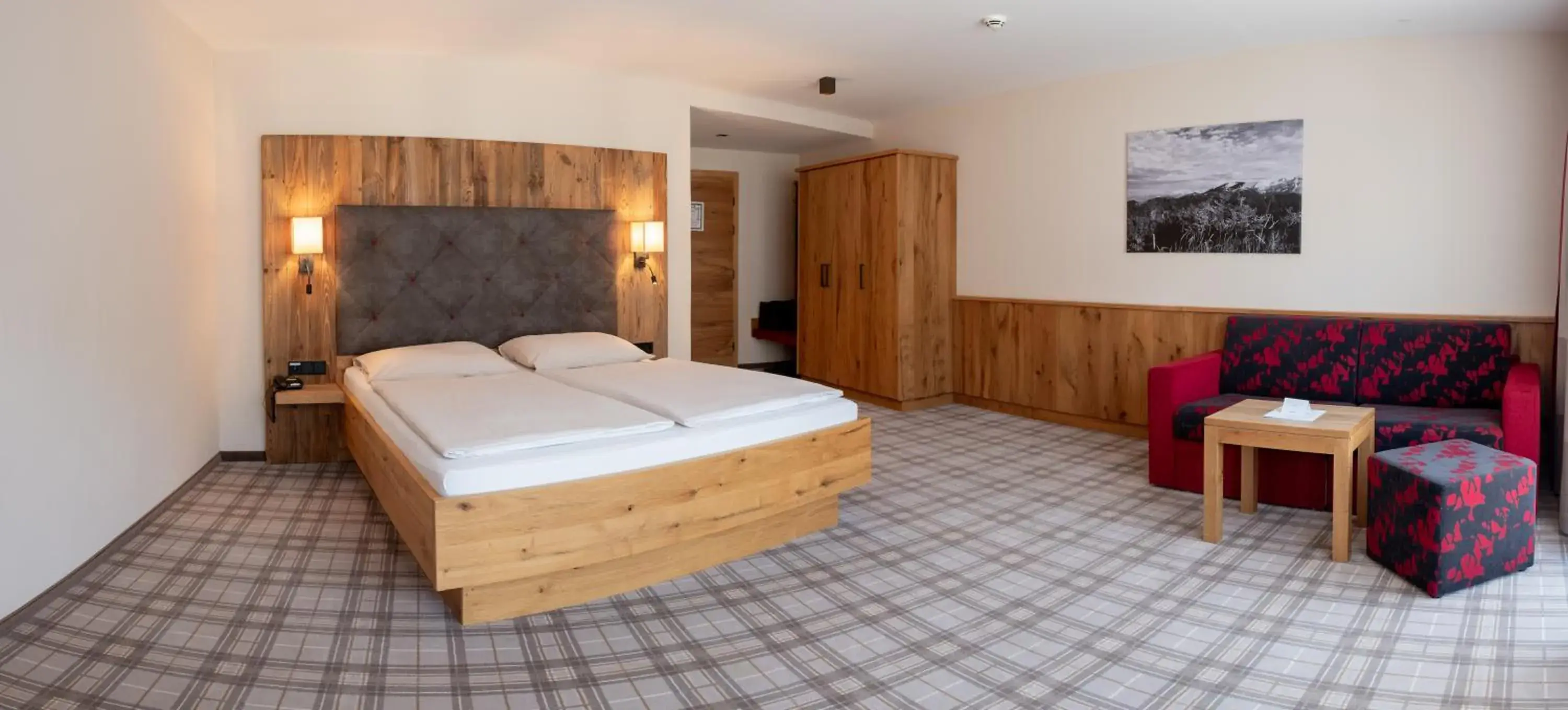 Deluxe Double Room with Balcony - single occupancy in Hotel Sendlhof Deluxe Double Room with Balcony - single occupancy in Hotel Sendlhof