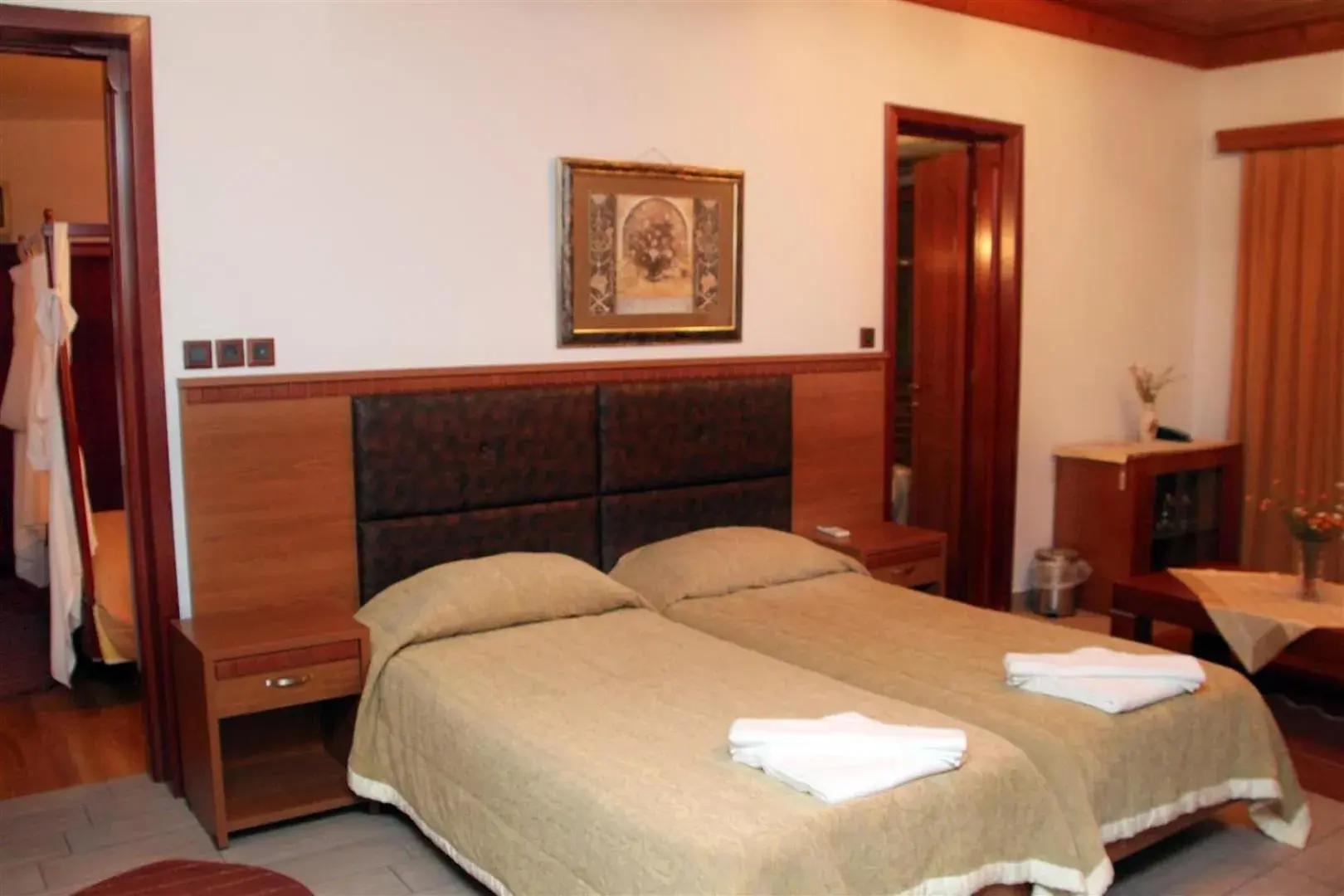 Family Room (4 Adults) in Mythos Family Room (4 Adults) in Mythos