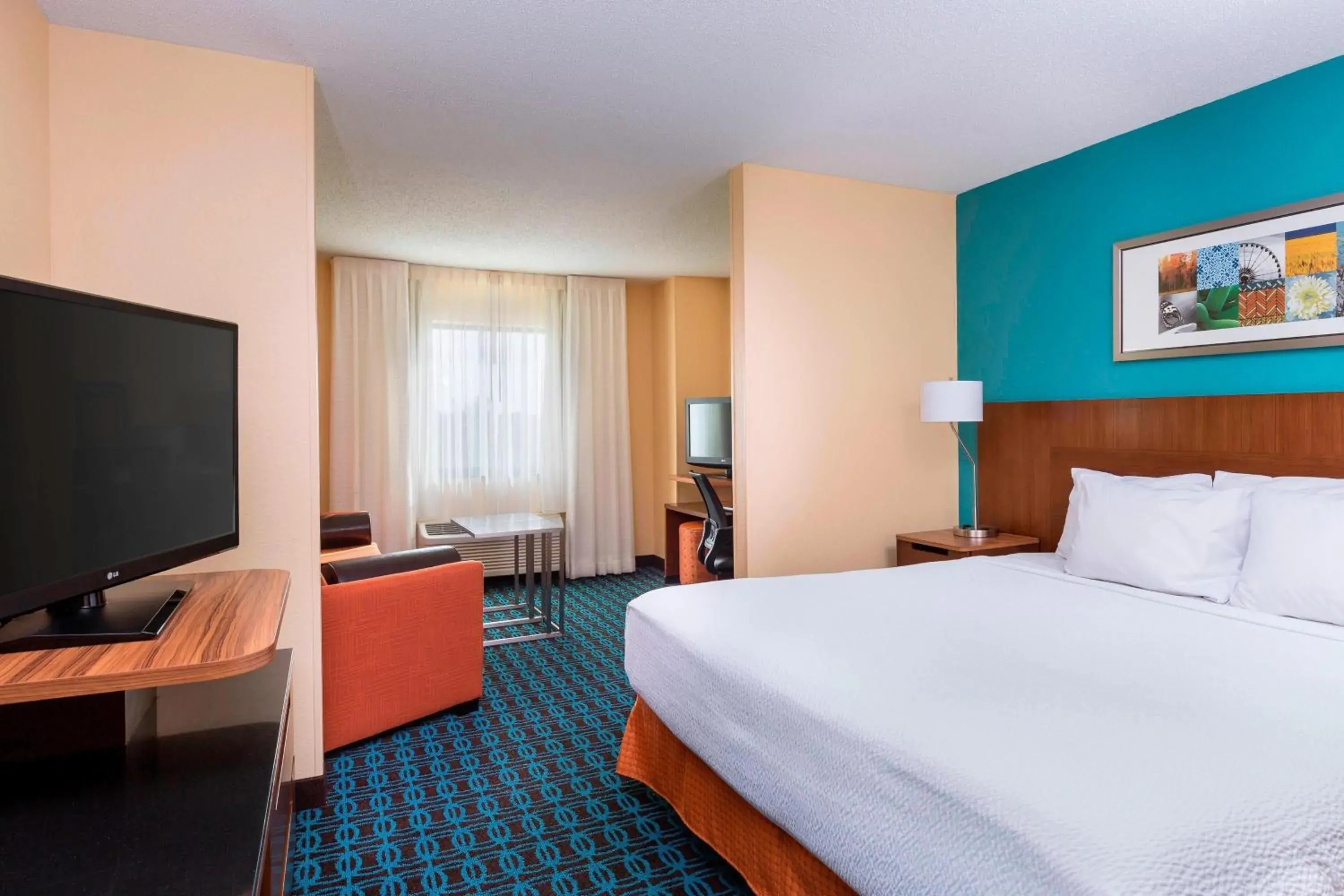 Large King Studio in Fairfield Inn & Suites by Marriott Galesburg Large King Studio in Fairfield Inn & Suites by Marriott Galesburg