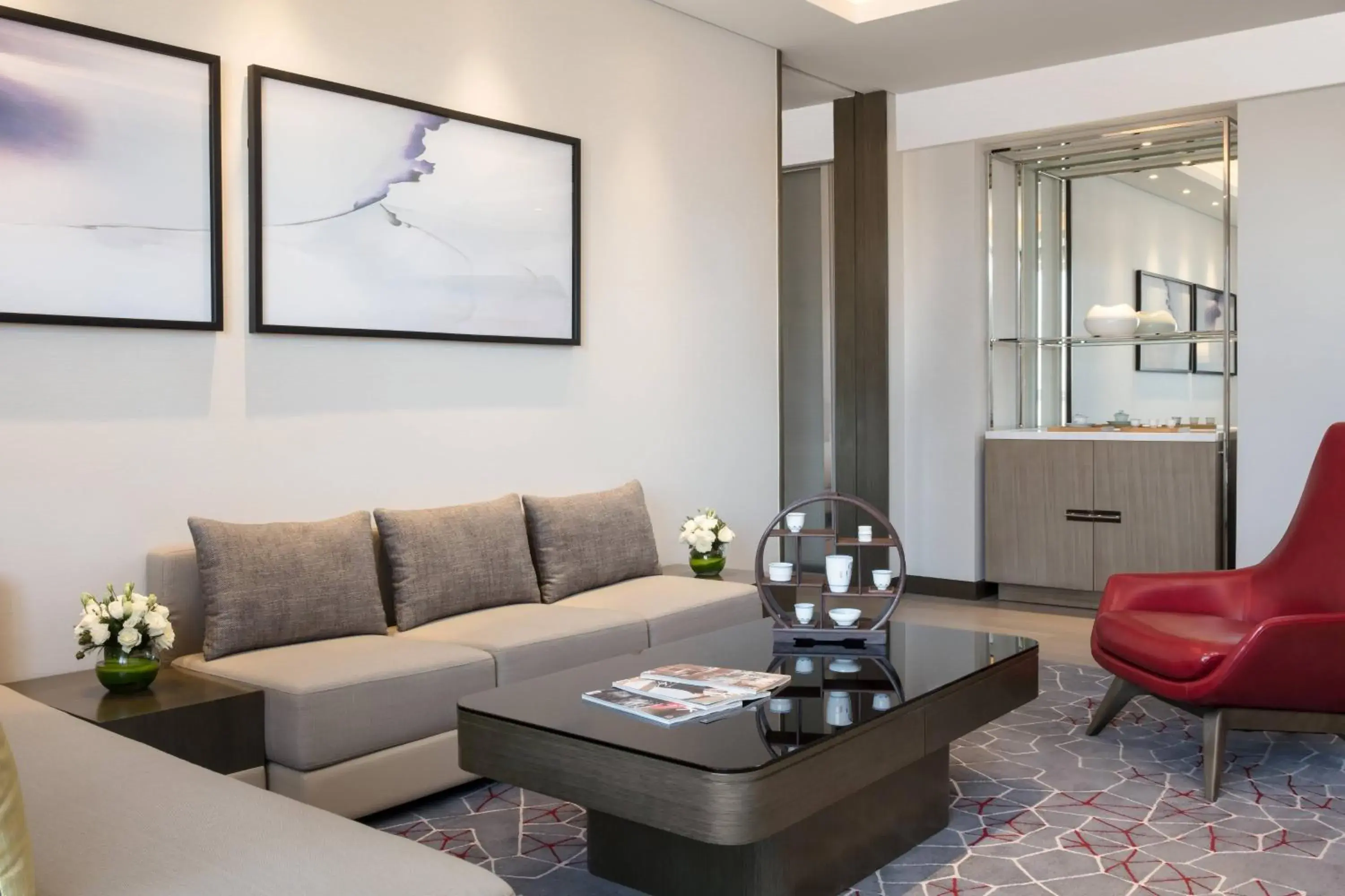 Executive Suite in Courtyard by Marriott Tianjin Hongqiao Executive Suite in Courtyard by Marriott Tianjin Hongqiao