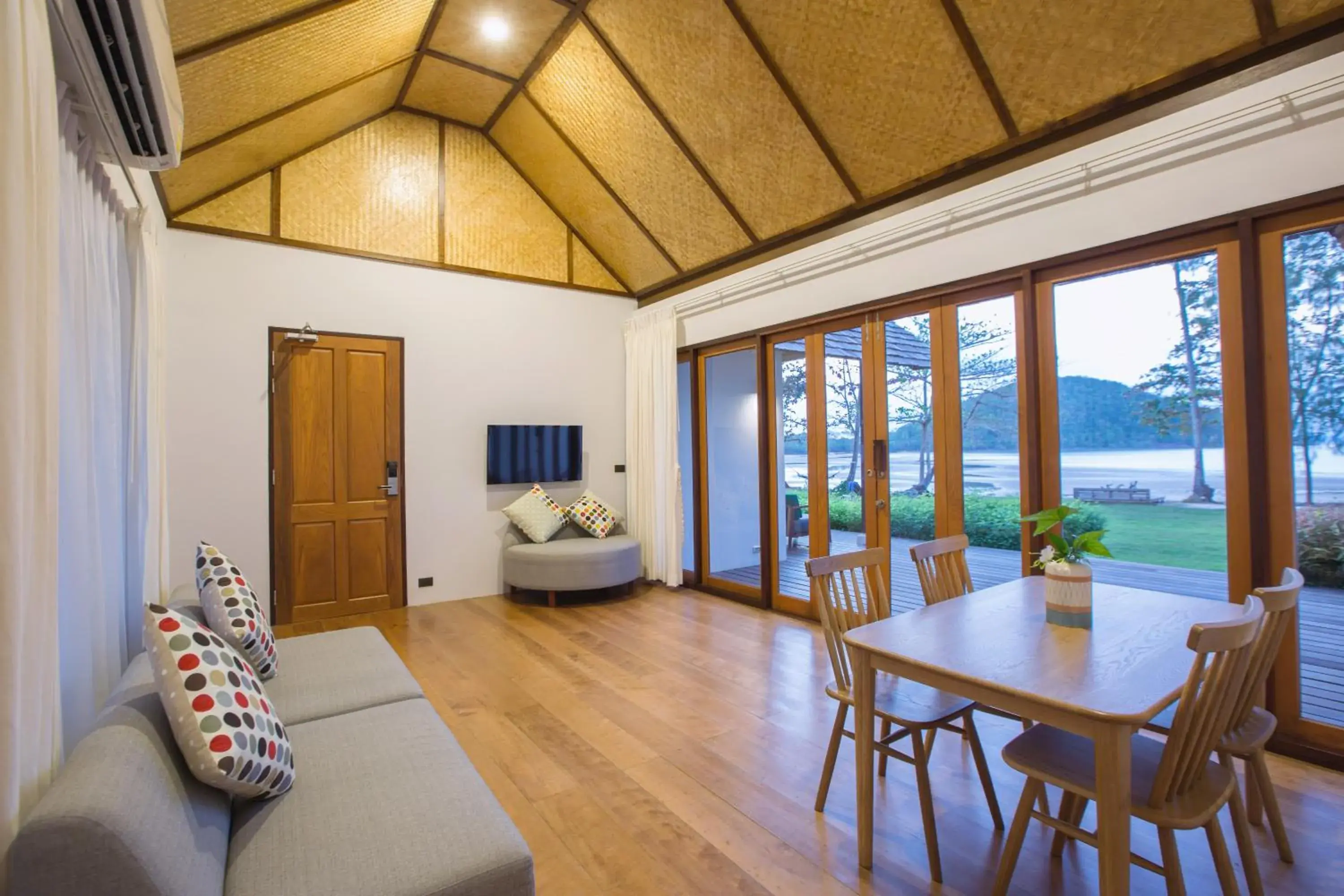 Family Villa in Mira Montra Resort Koh Mak Family Villa in Mira Montra Resort Koh Mak