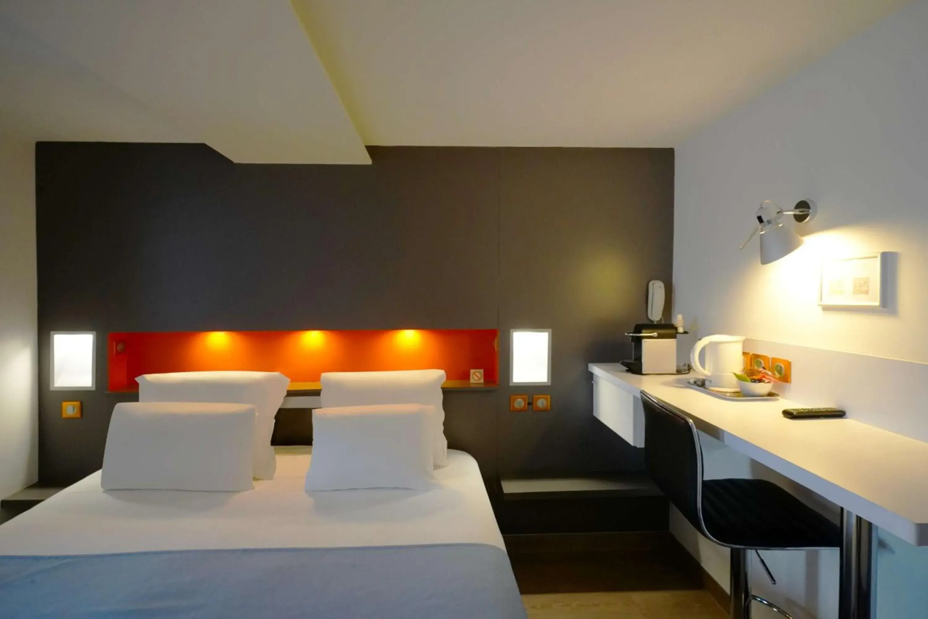 Premium Queen Room in Hôtel Best Western The Wish Versailles Premium Queen Room in Hôtel Best Western The Wish Versailles