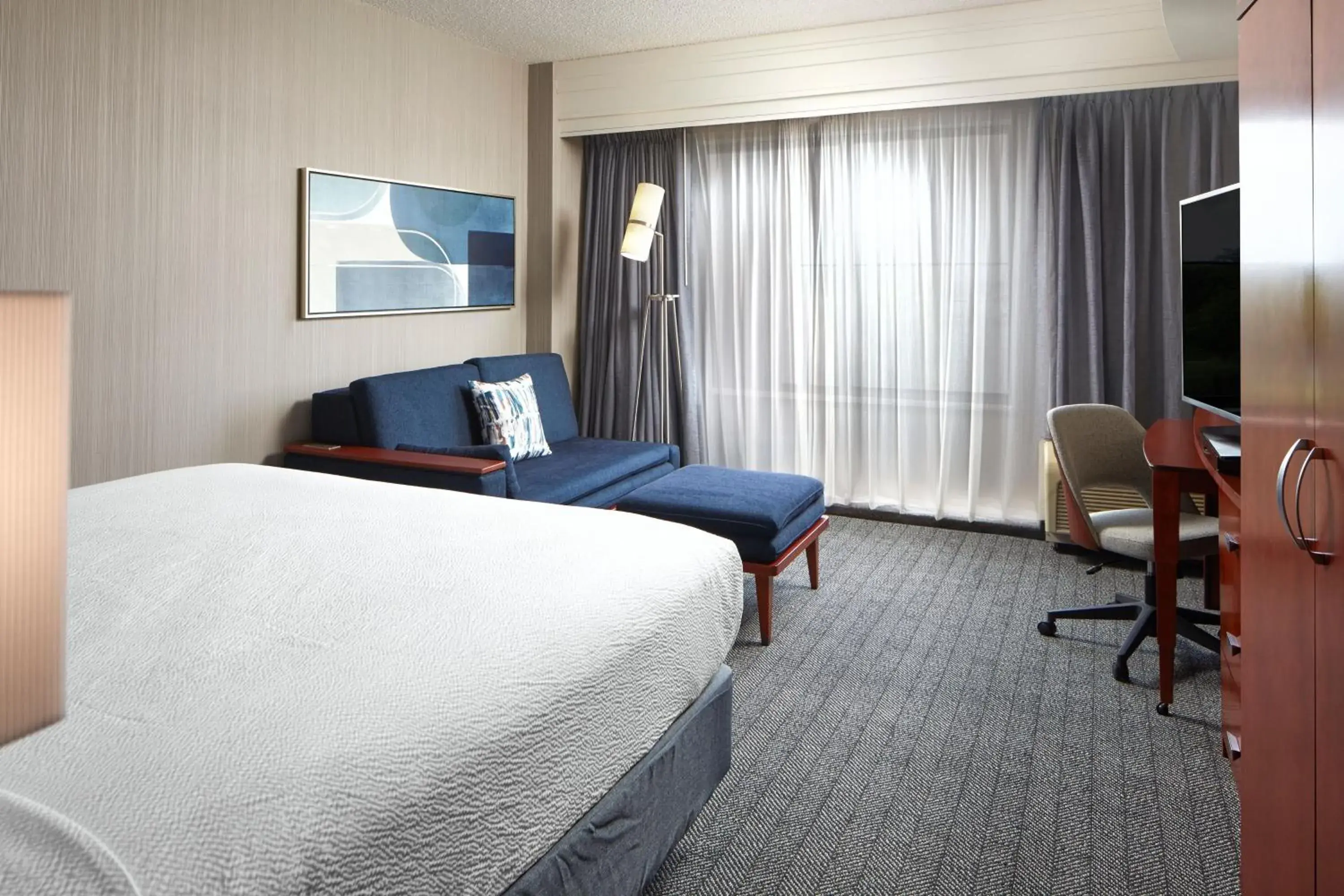 King Room with Sofa Bed and Adapted Tub - Mobility and Hearing Accessible in Courtyard by Marriott Winchester Medical Center King Room with Sofa Bed and Adapted Tub - Mobility and Hearing Accessible in Courtyard by Marriott Winchester Medical Center