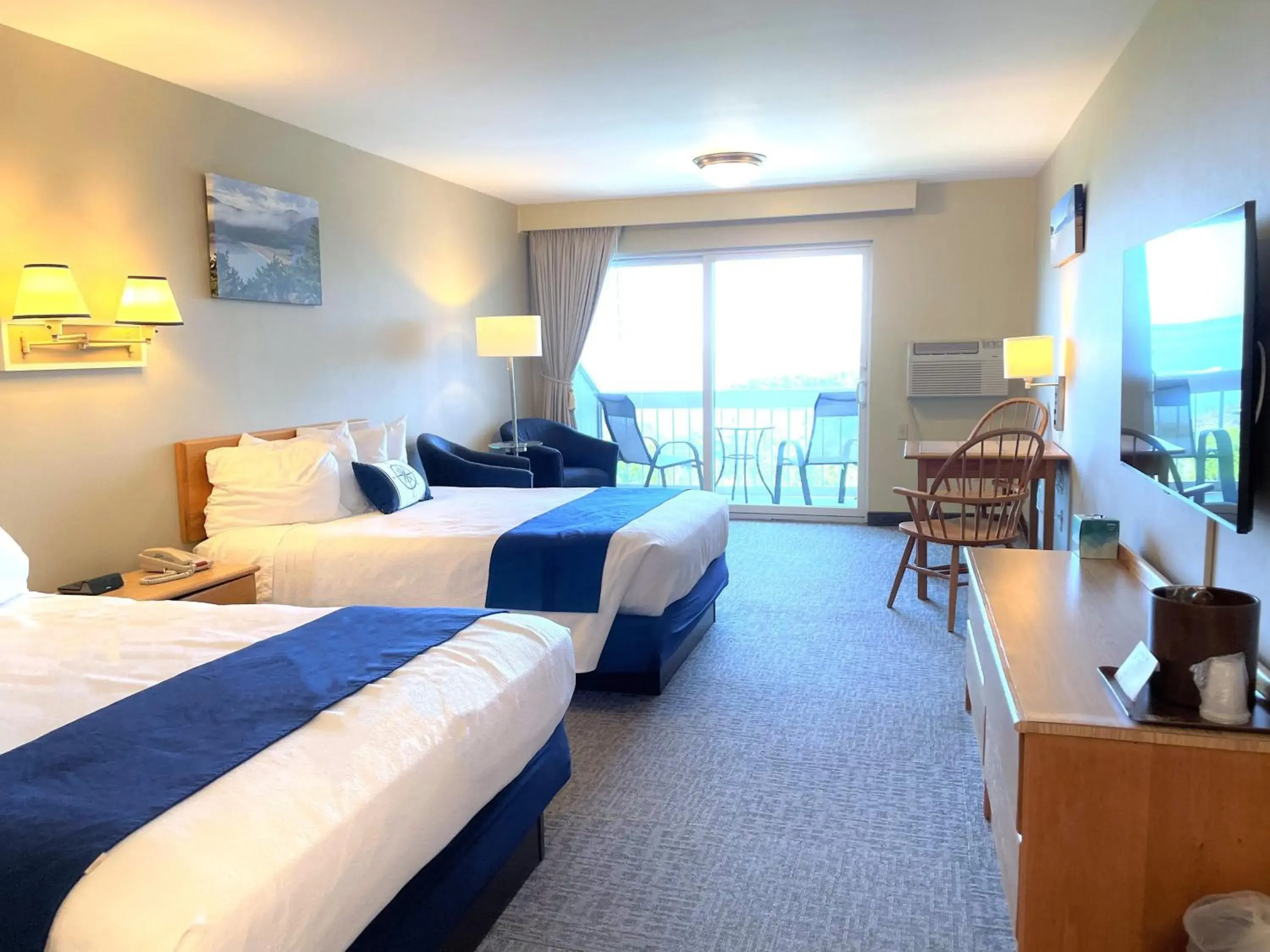 Superior Queen Room with Ocean View and Balcony, 2 Queen Beds (3rd Floor NON-PET) in Atlantic Eyrie Lodge Superior Queen Room with Ocean View and Balcony, 2 Queen Beds (3rd Floor NON-PET) in Atlantic Eyrie Lodge