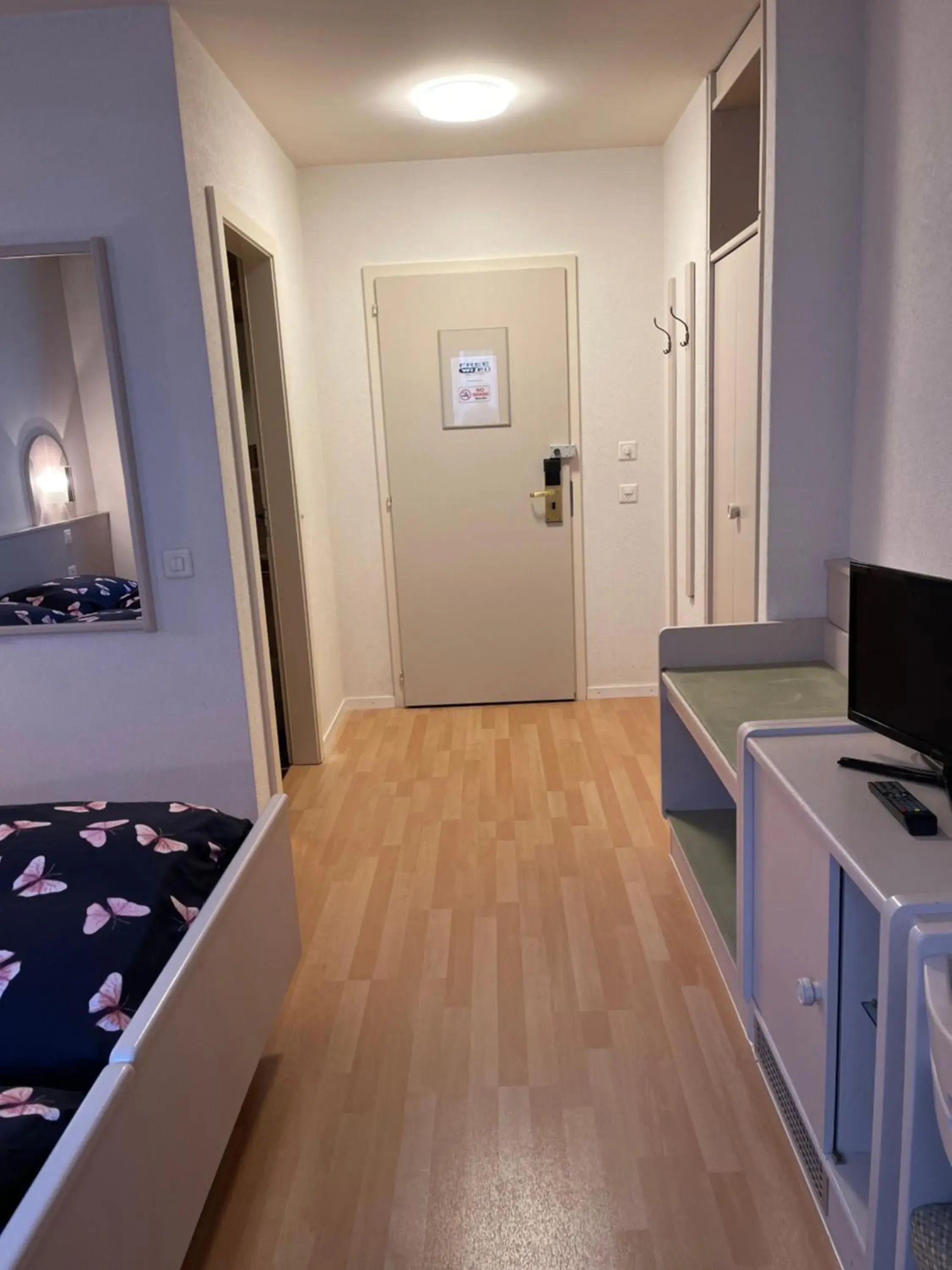 Double Room in Hôtel les Berges Double Room in Hôtel les Berges