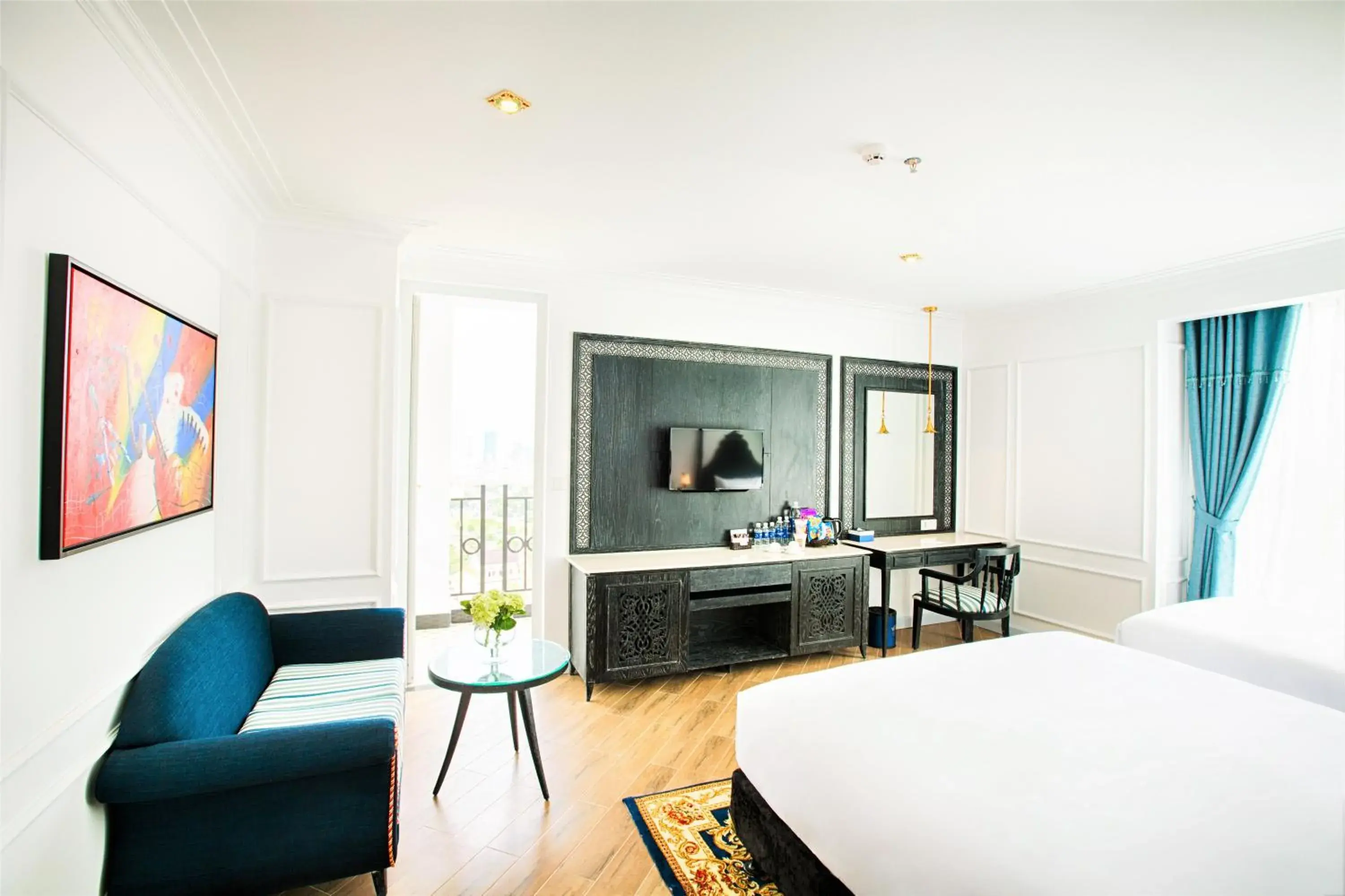 Family Room with Balcony in Fivitel Da Nang Family Room with Balcony in Fivitel Da Nang