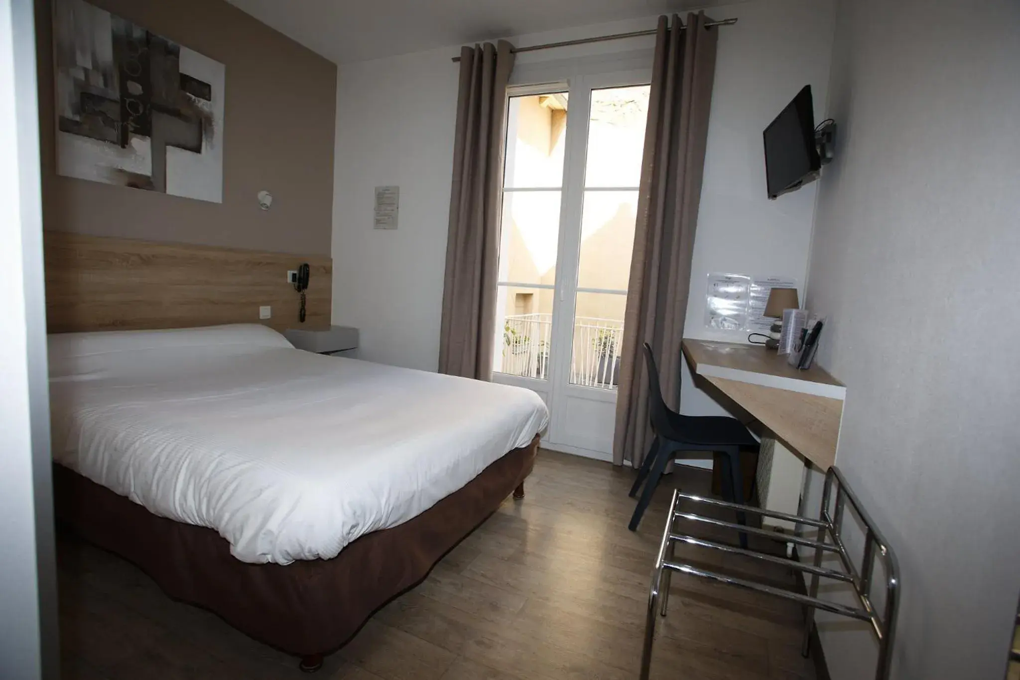 Standard in Contact Hôtel - Hôtel Le Lion d'Or Lamballe Standard in Contact Hôtel - Hôtel Le Lion d'Or Lamballe