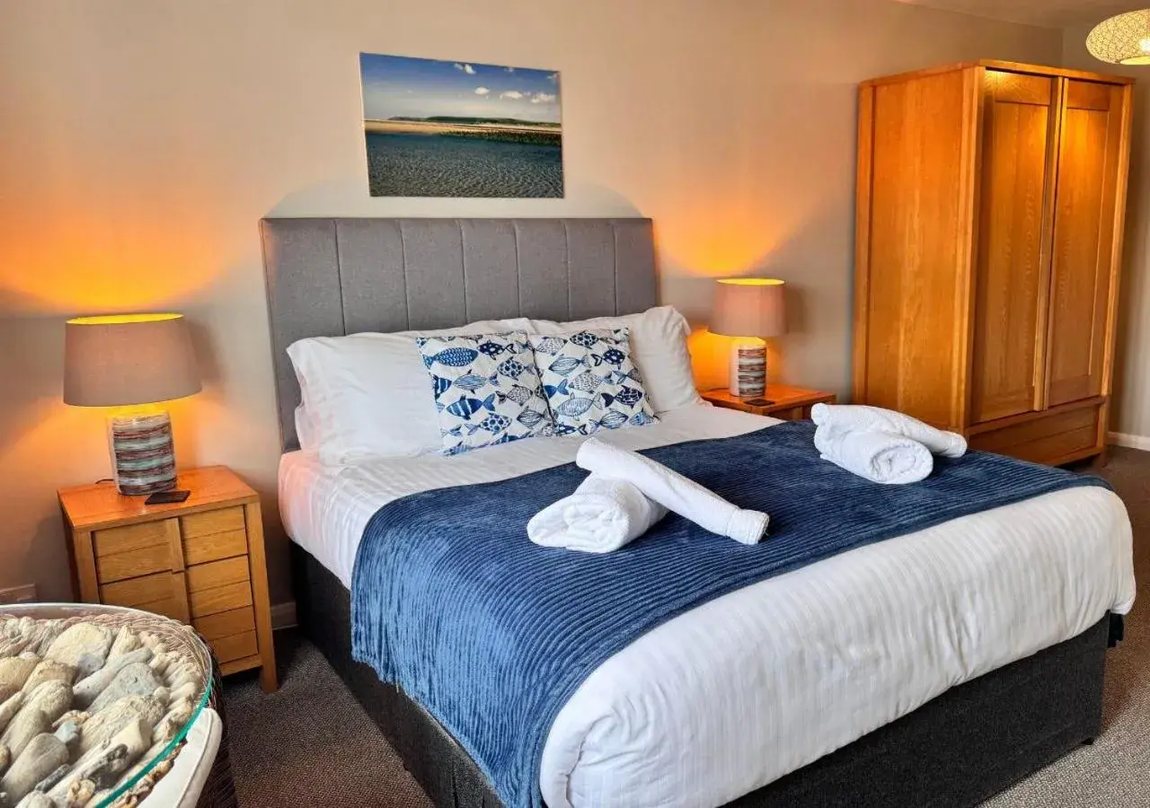 King Room with Sea View in The Waterfront Inn King Room with Sea View in The Waterfront Inn