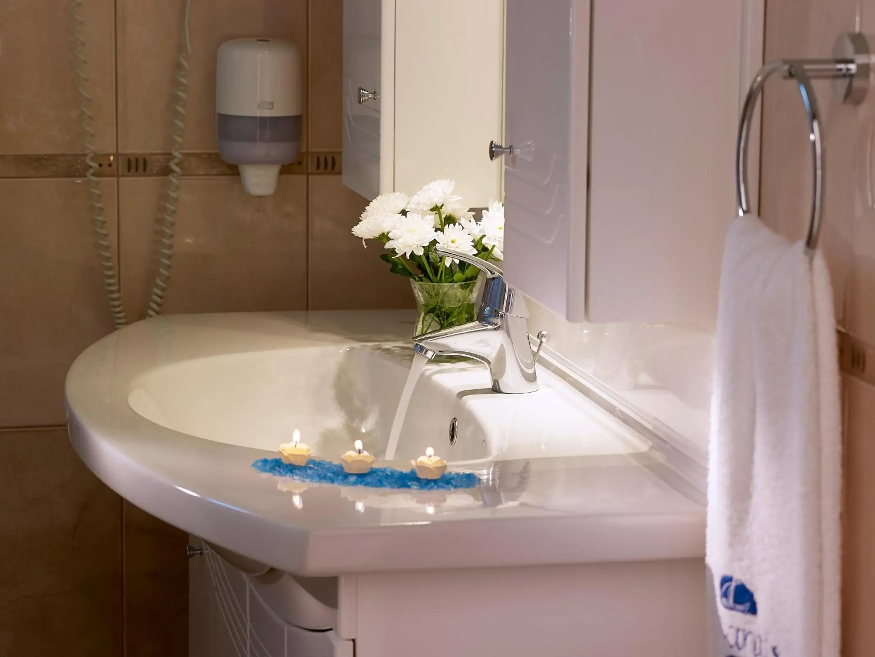 Executive Two-Bedroom Suite with Sea View in Avantis Suites Hotel Executive Two-Bedroom Suite with Sea View in Avantis Suites Hotel