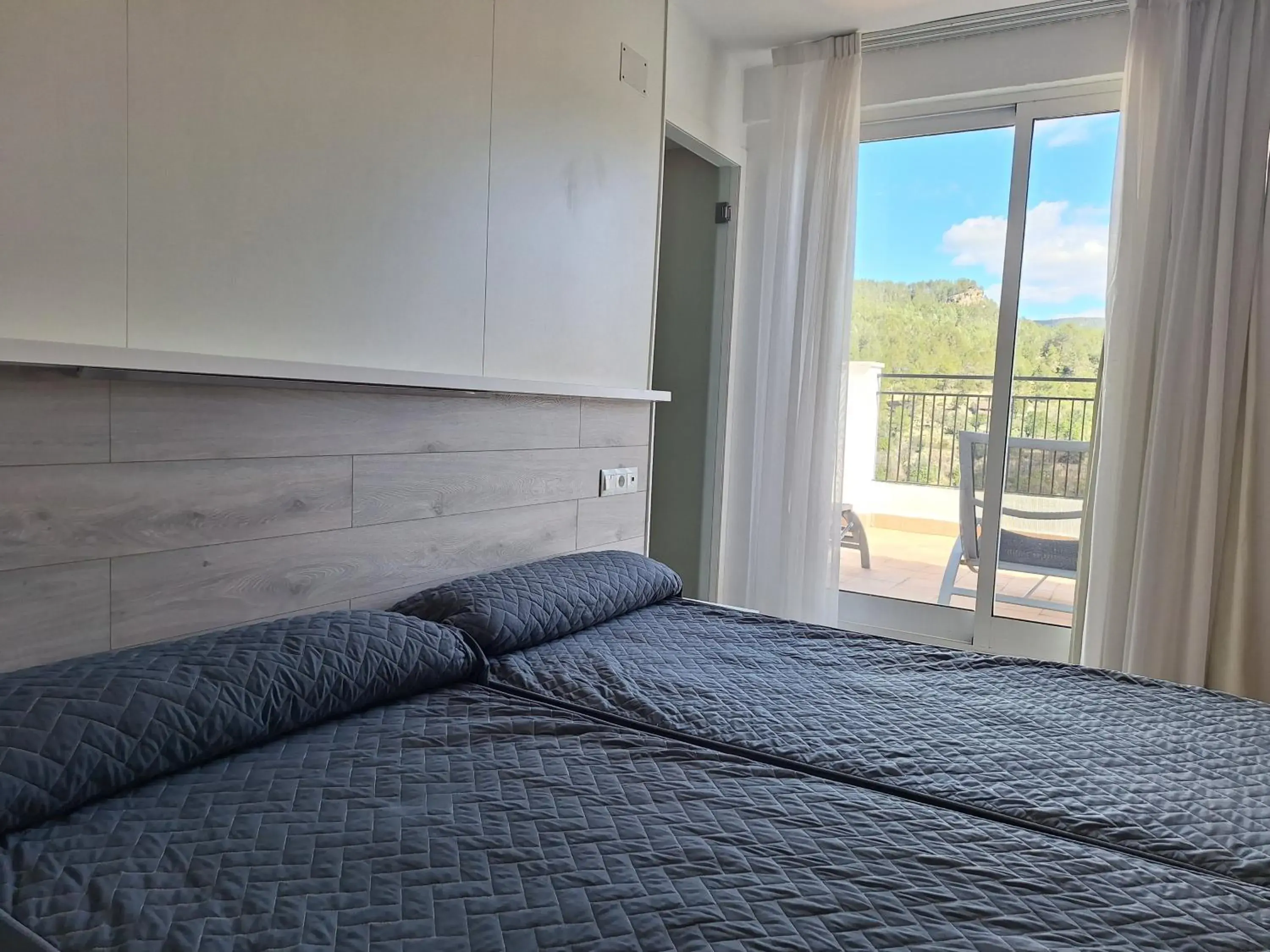 Superior Double Room with Terrace and River View in Hotel Xauen Superior Double Room with Terrace and River View in Hotel Xauen