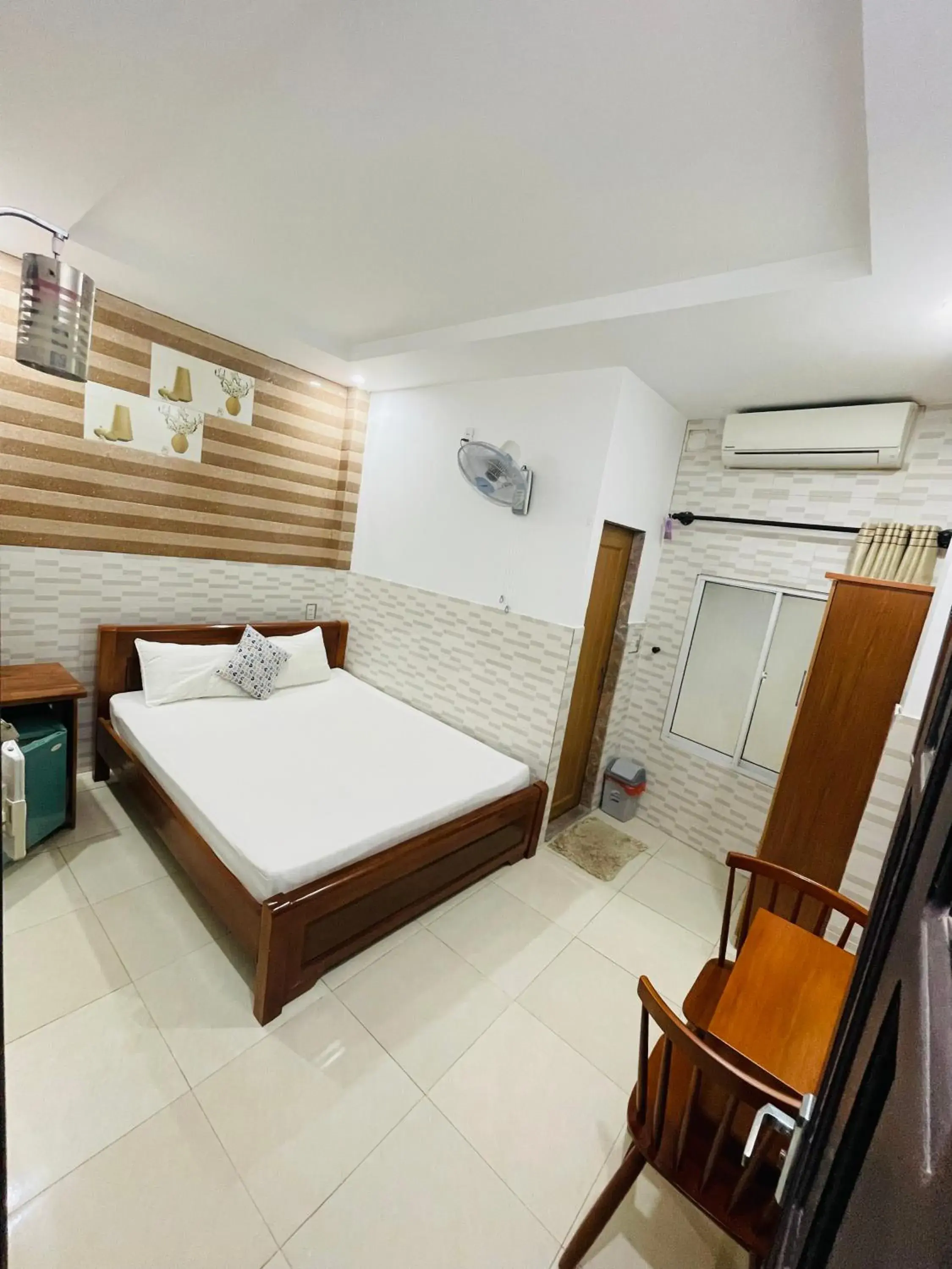Standard Queen Room in Cuong Thinh Homestay Standard Queen Room in Cuong Thinh Homestay