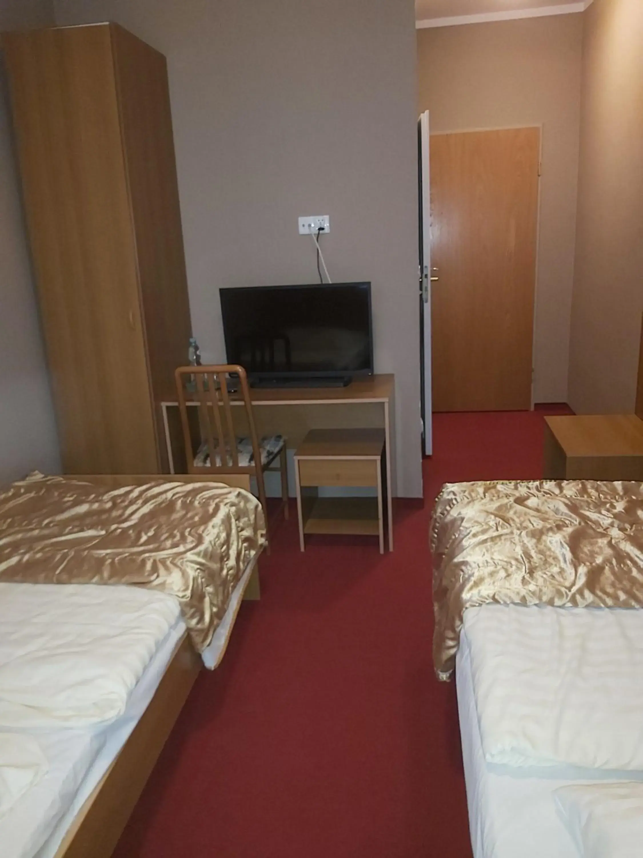 Small Double Room - single occupancy in Hotel Szablewski Small Double Room - single occupancy in Hotel Szablewski