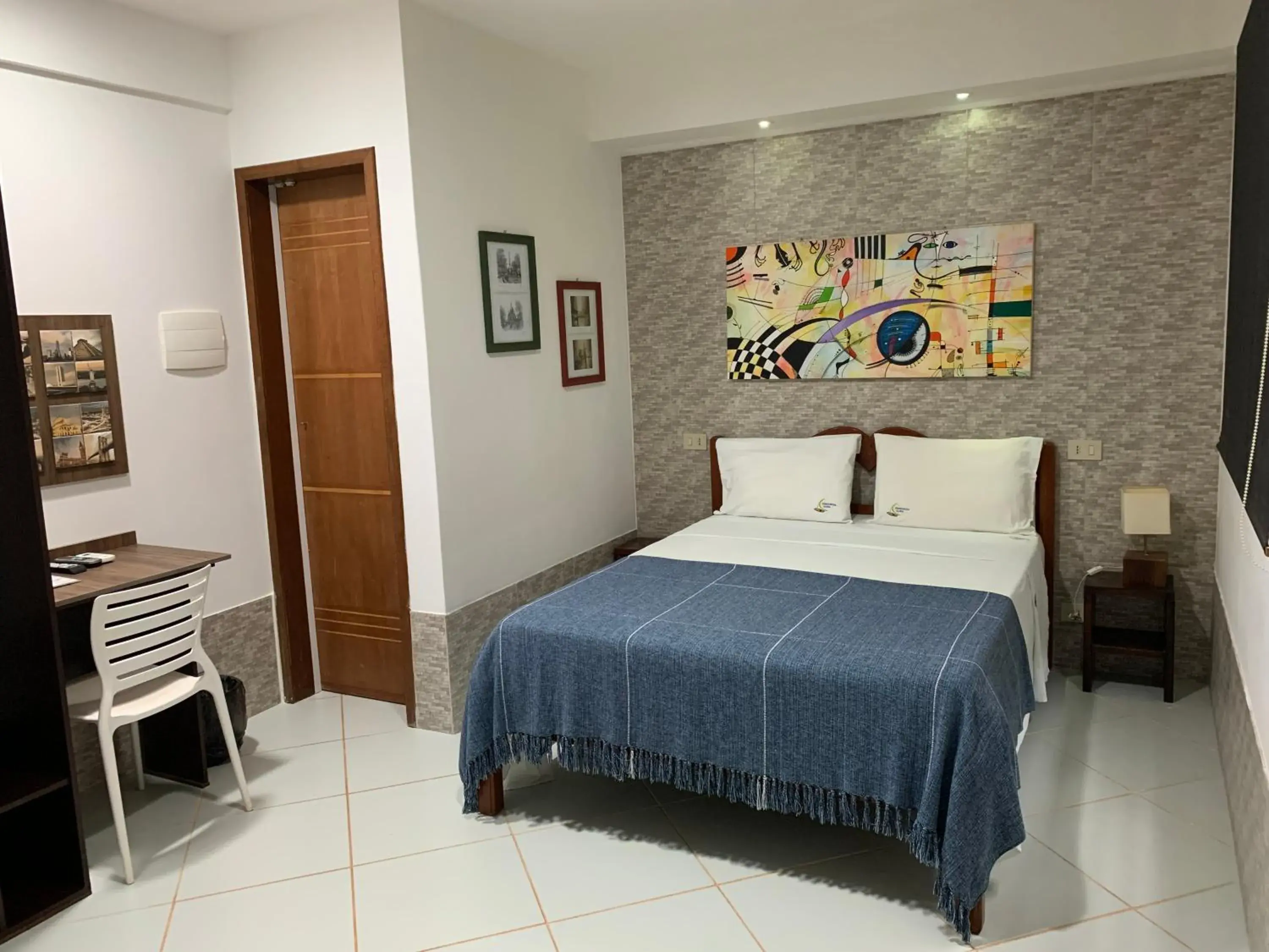 Double Room in Residenza Canoa Double Room in Residenza Canoa