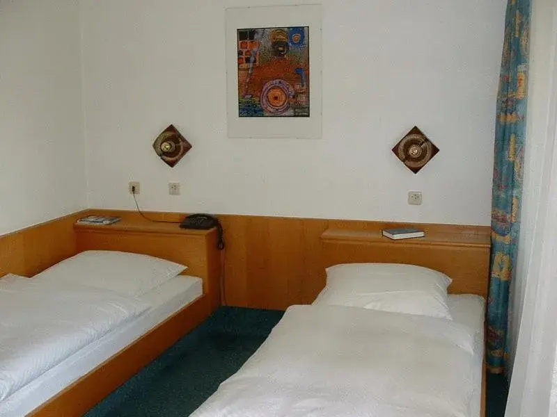 Double or Twin Room in Hotel Koch Maingau Double or Twin Room in Hotel Koch Maingau