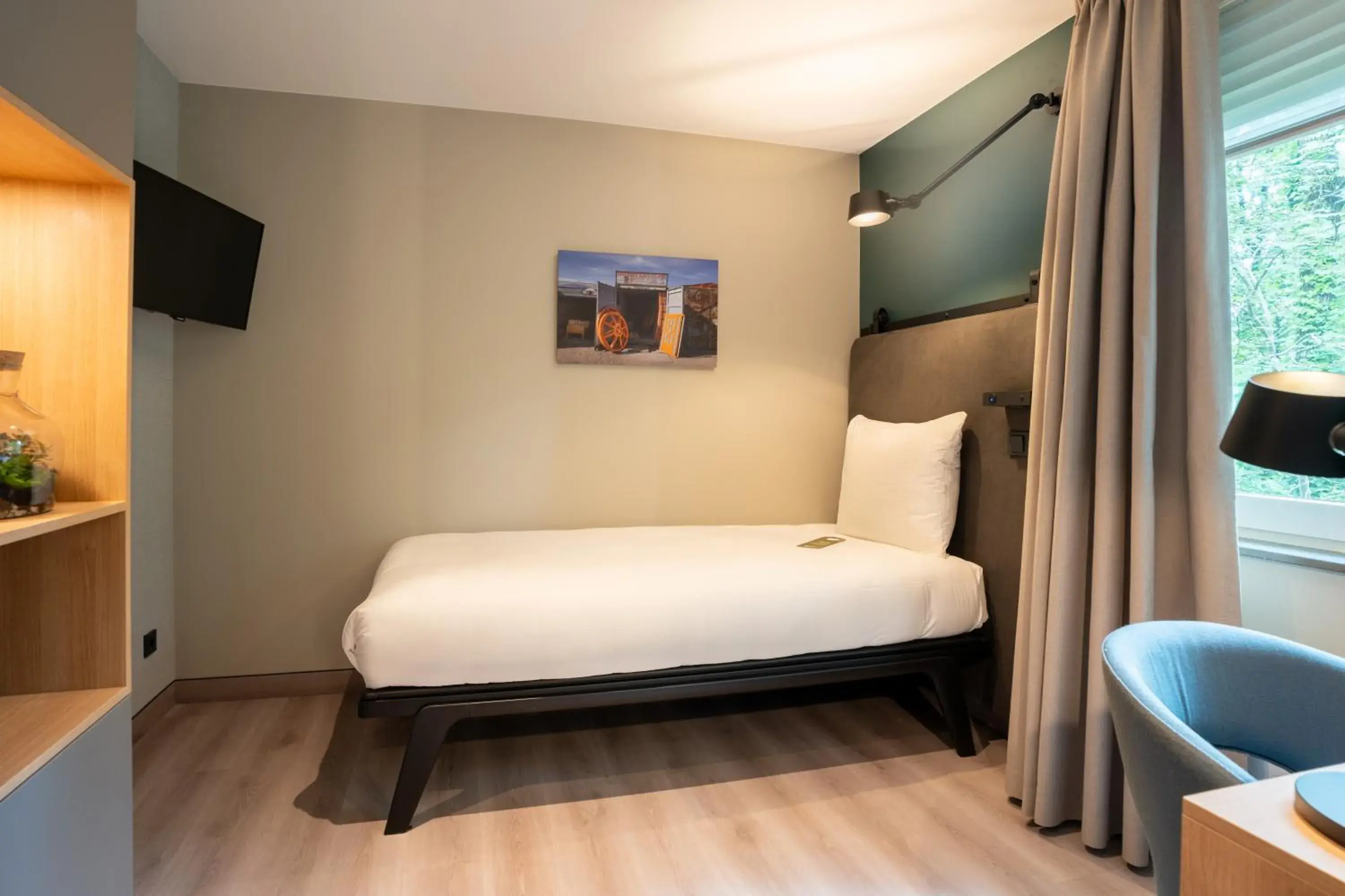 Single Room PLUS - single occupancy in Hotel Kontakt der Kontinenten Single Room PLUS - single occupancy in Hotel Kontakt der Kontinenten