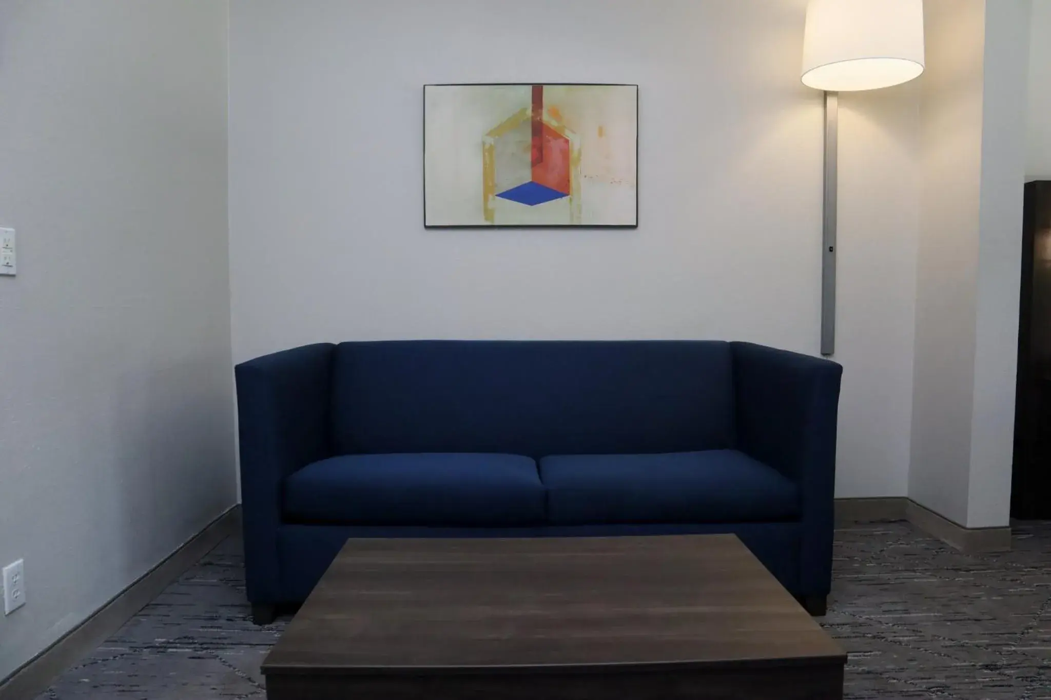 Standard King Room with Sofa Bed - Non-Smoking in Holiday Inn Express Baton Rouge North by IHG Standard King Room with Sofa Bed - Non-Smoking in Holiday Inn Express Baton Rouge North by IHG