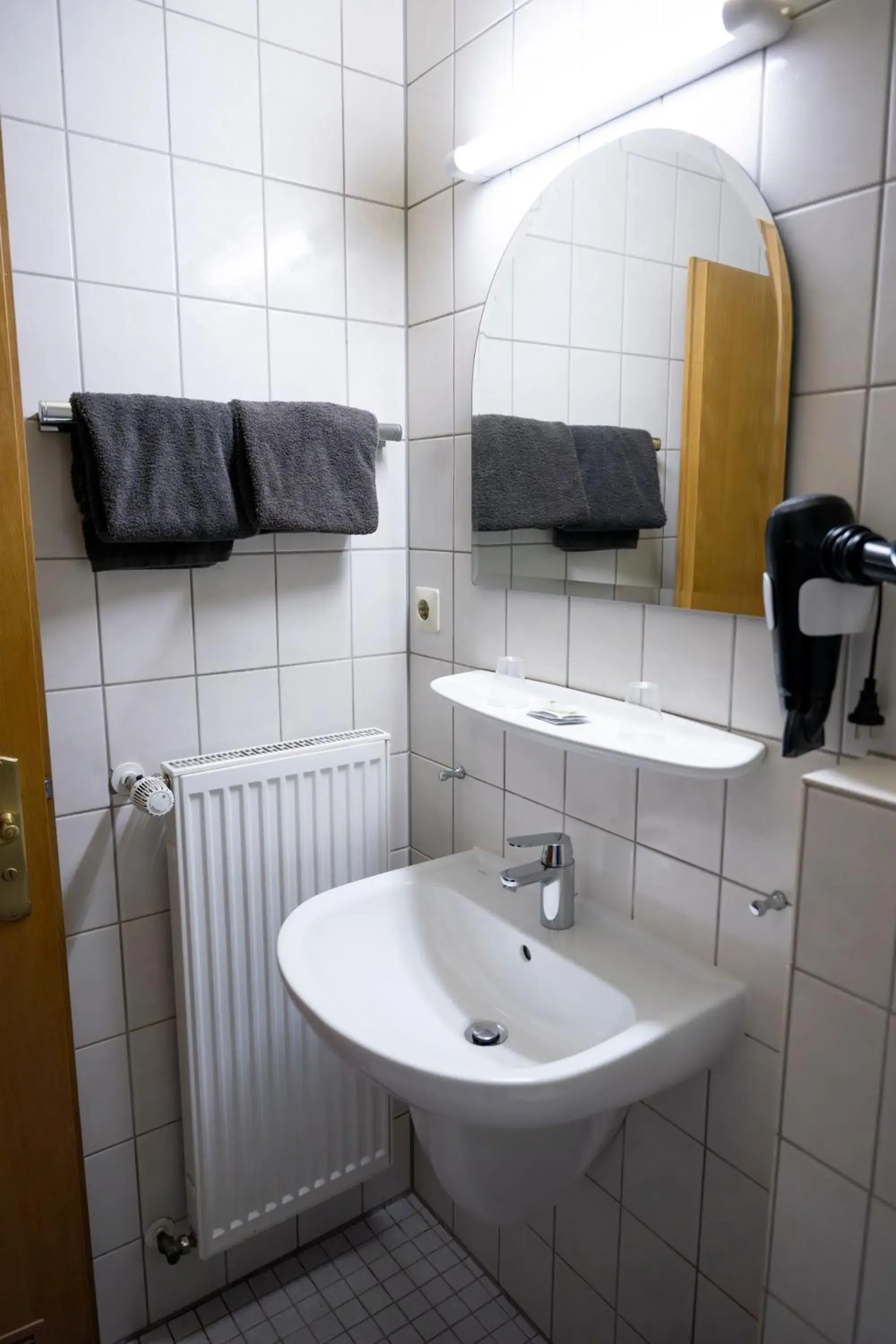 Double Room - single occupancy in Hotel Gülser Weinstube Double Room - single occupancy in Hotel Gülser Weinstube