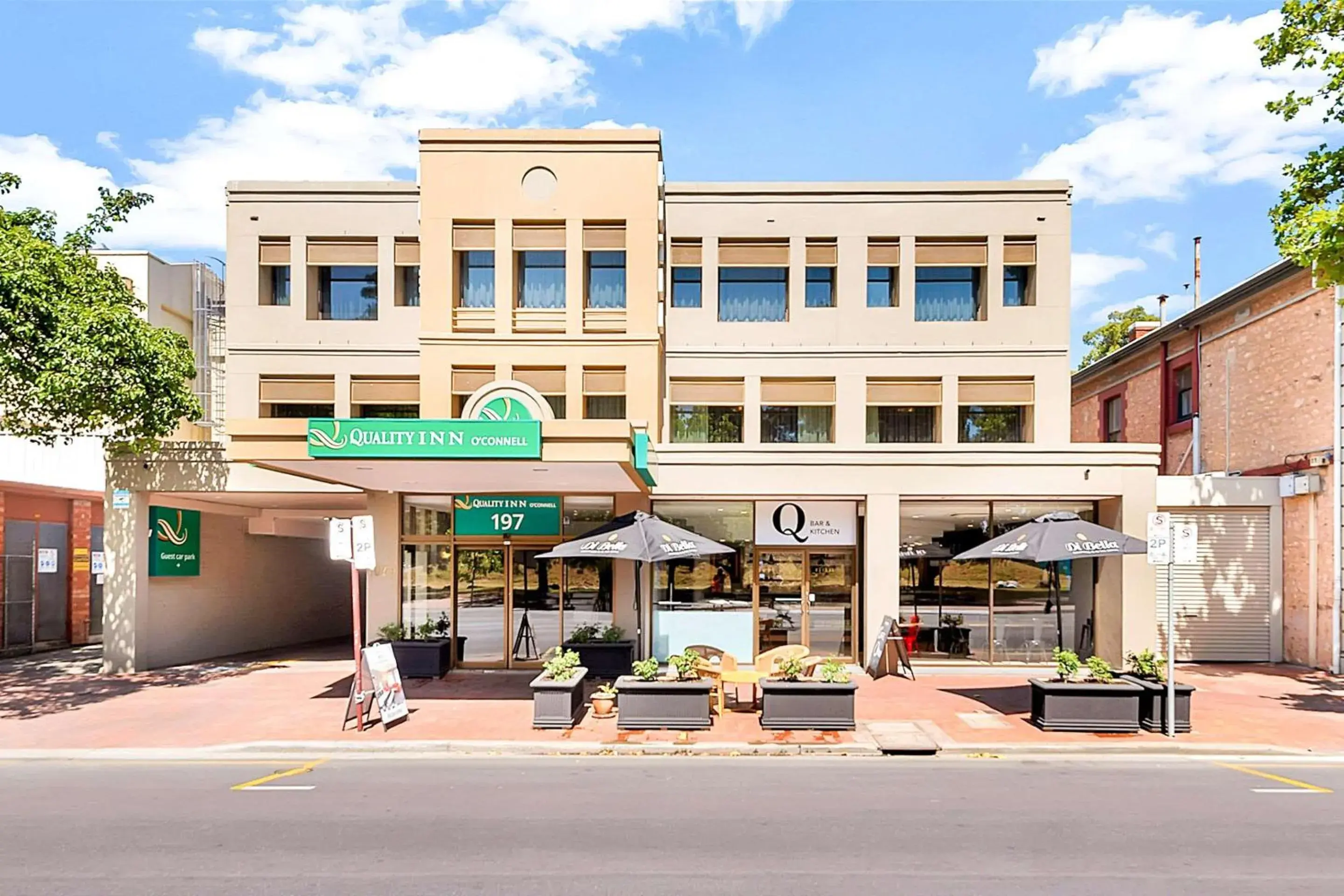 Property Building in Quality Inn O'Connell Property Building in Quality Inn O'Connell