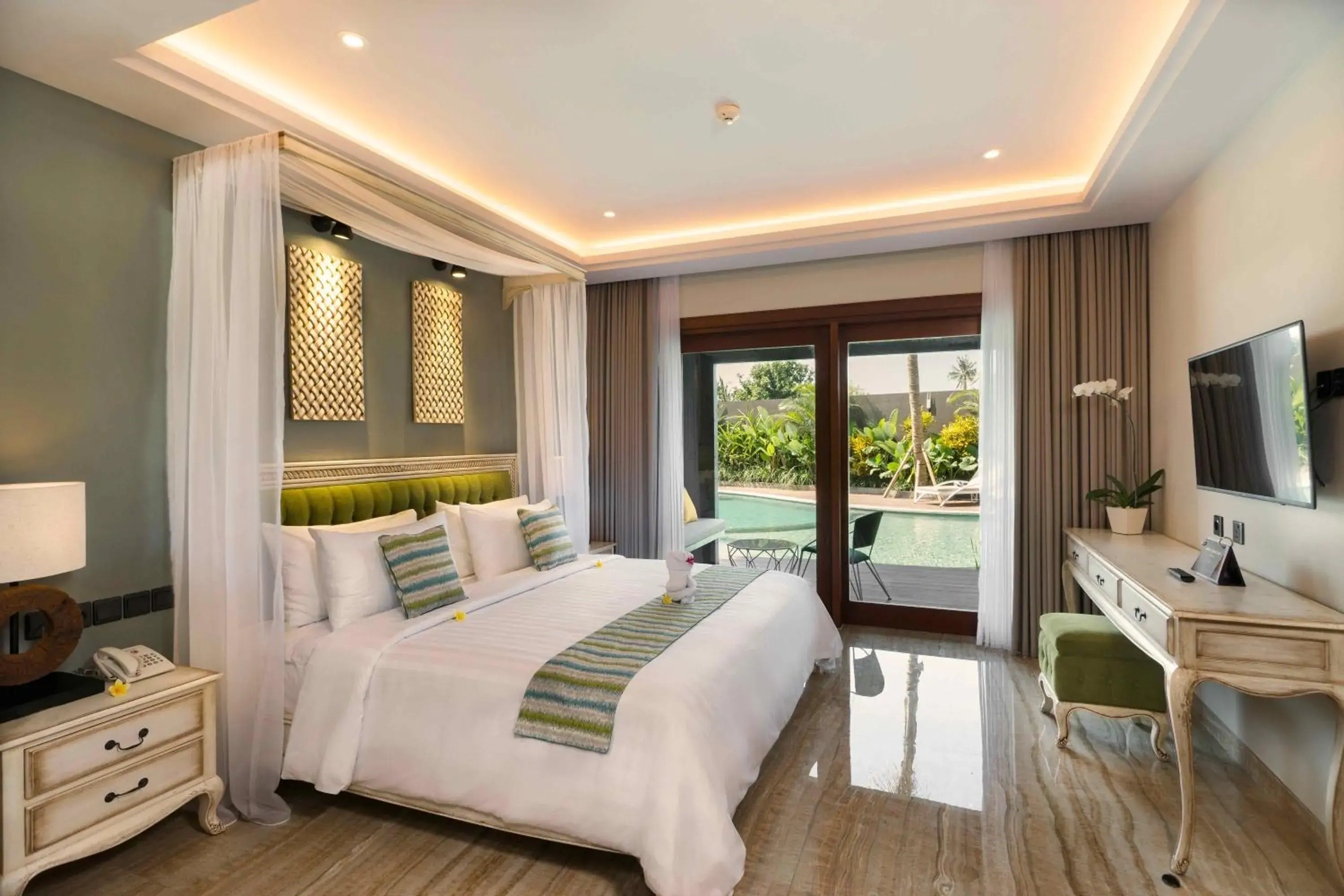 Suite with Lagoon Access in Sense Canggu Beach Hotel Suite with Lagoon Access in Sense Canggu Beach Hotel