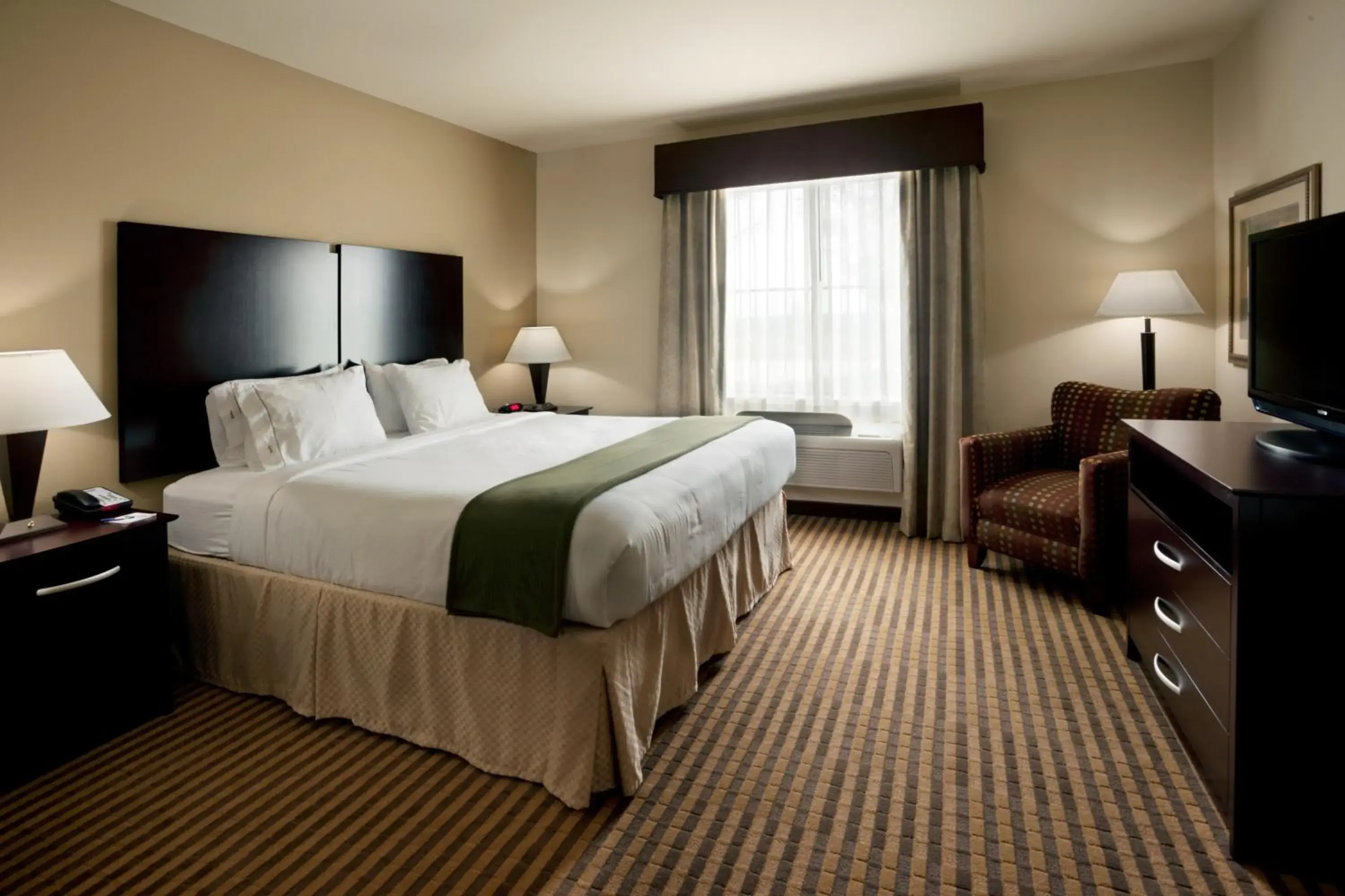 Standard Room in Holiday Inn Express Marble Falls by IHG Standard Room in Holiday Inn Express Marble Falls by IHG