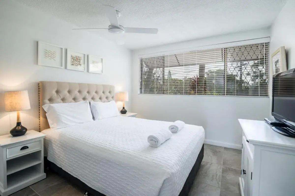 Two-Bedroom Apartment with 2 Bathrooms and Ocean View in Sunseeker Holiday Apartments Two-Bedroom Apartment with 2 Bathrooms and Ocean View in Sunseeker Holiday Apartments