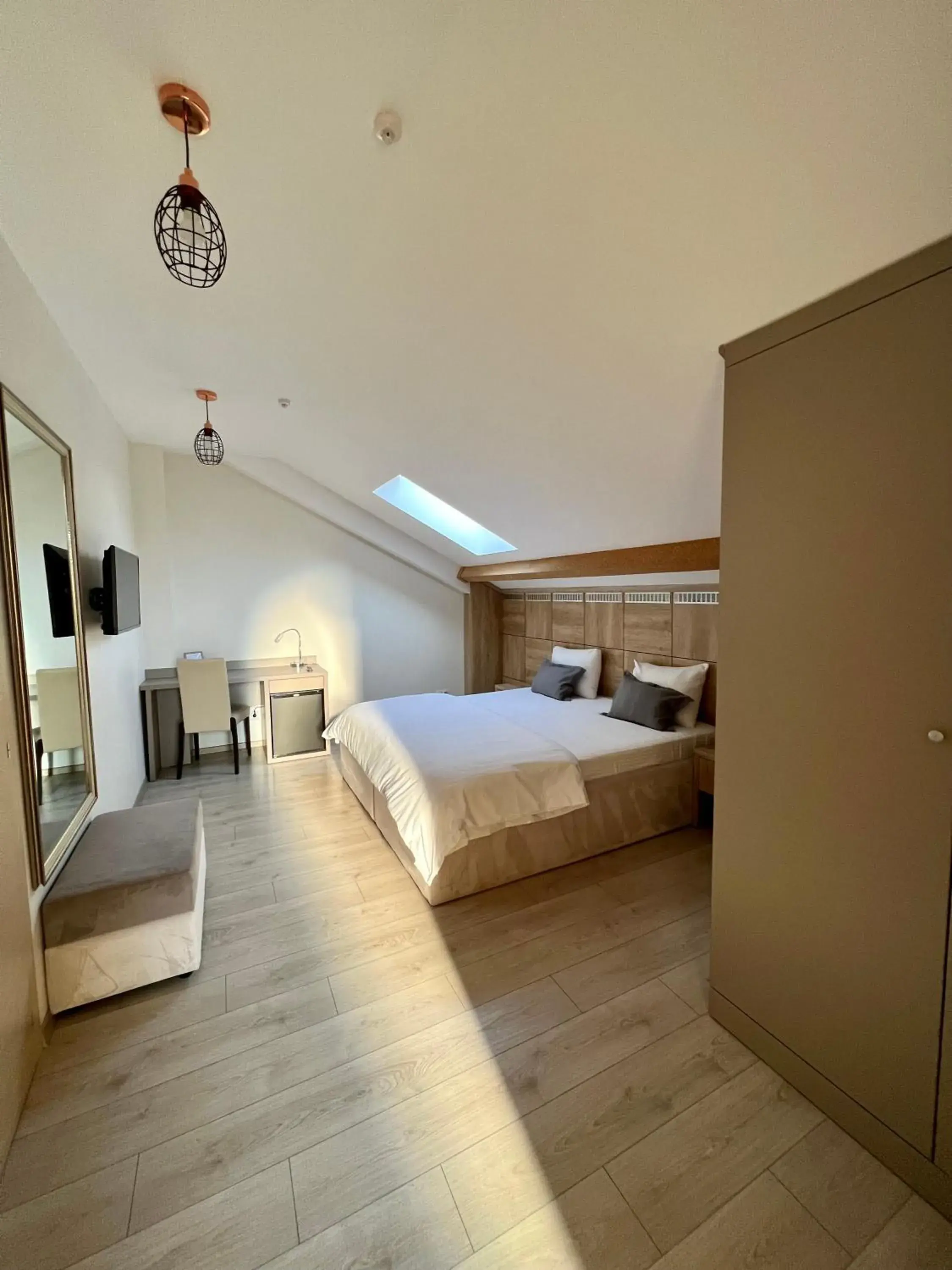 Economy Double Room in Mon Ami Villa Economy Double Room in Mon Ami Villa