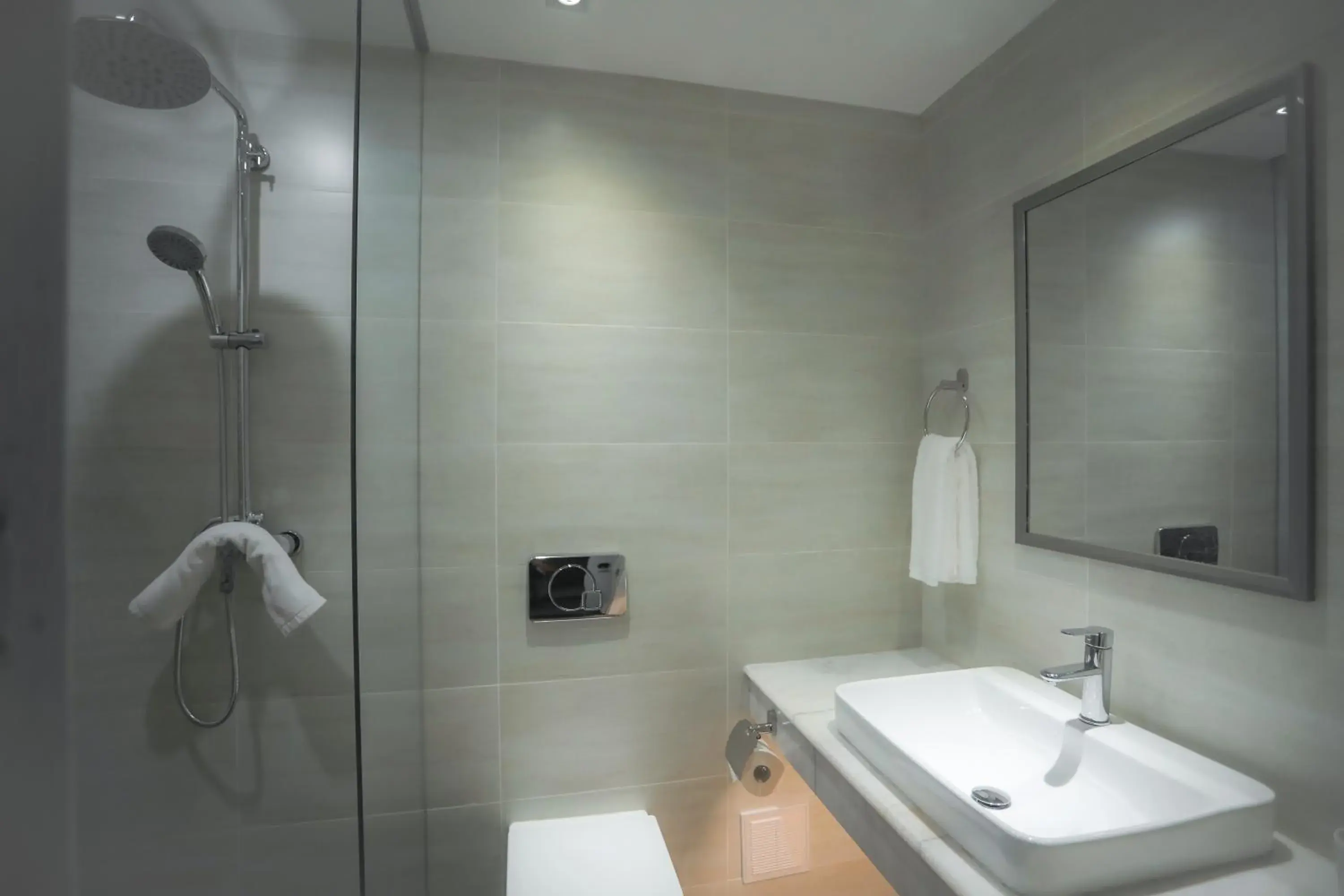 Twin Room with Balcony - single occupancy in Edelweiss Art Hotel Twin Room with Balcony - single occupancy in Edelweiss Art Hotel