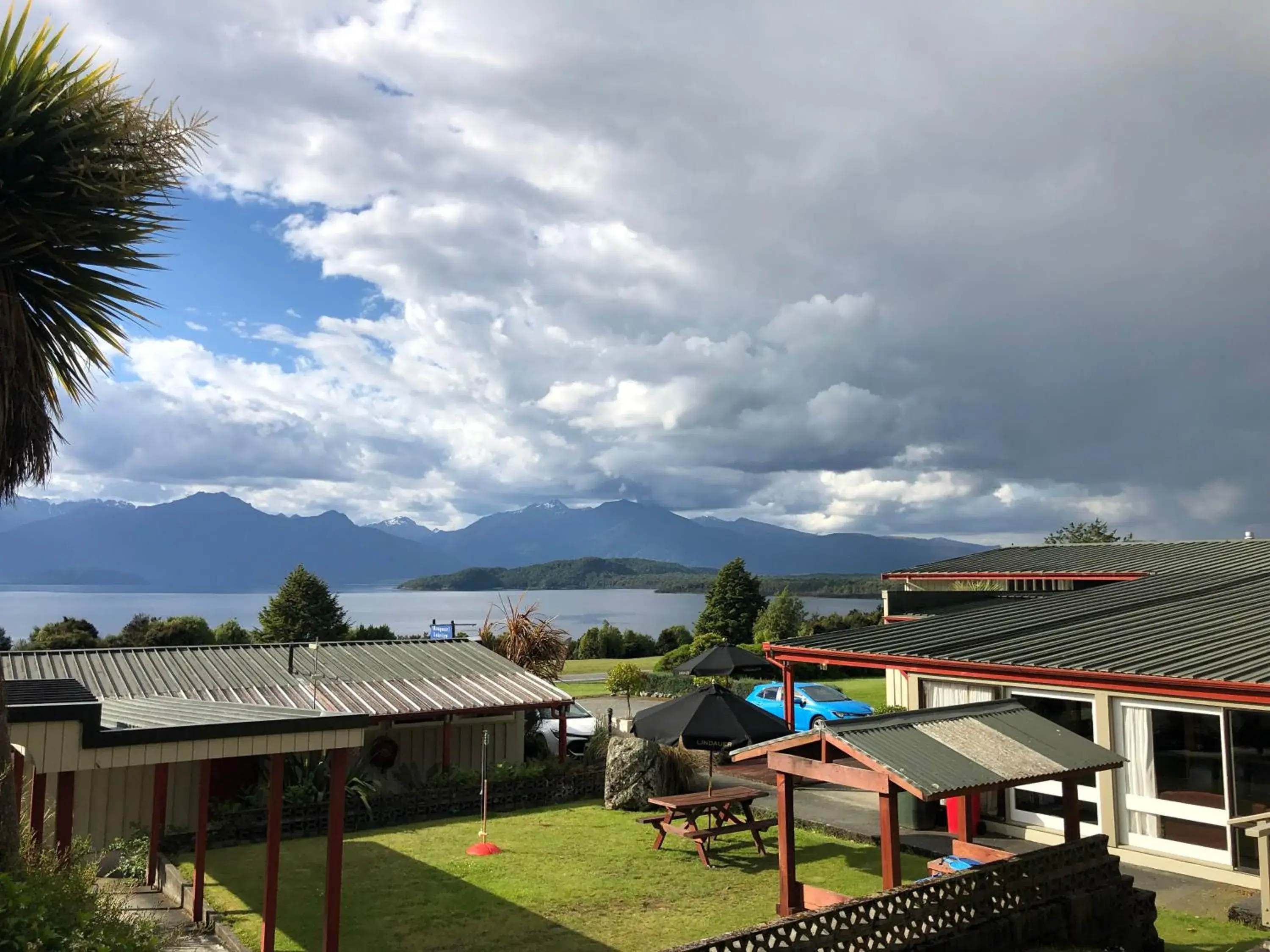 Family Suite in Manapouri Lakeview Motor Inn Family Suite in Manapouri Lakeview Motor Inn