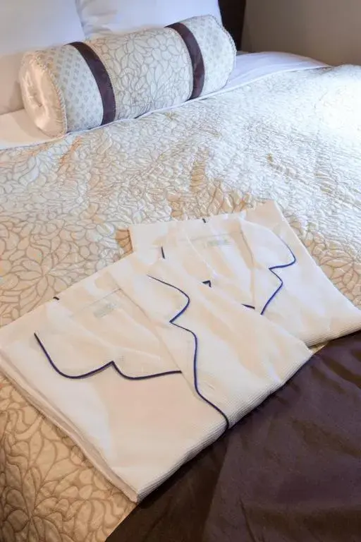 Economy Twin Room - Non-Smoking in Kuretake Inn Premium Fujinomiya Economy Twin Room - Non-Smoking in Kuretake Inn Premium Fujinomiya