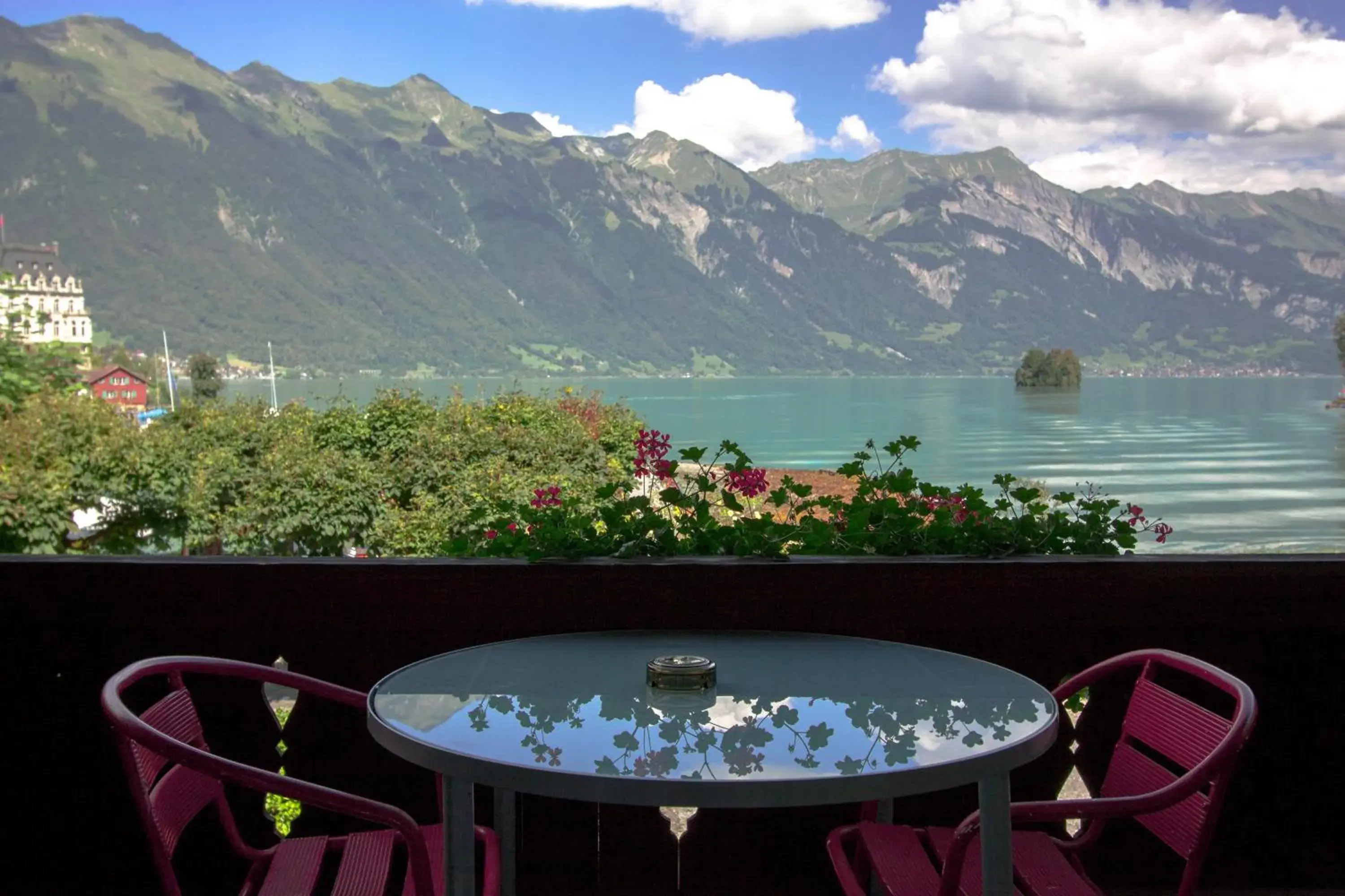 Double Room with Shared Bathroom and Lake View in Lake Lodge Hostel Double Room with Shared Bathroom and Lake View in Lake Lodge Hostel