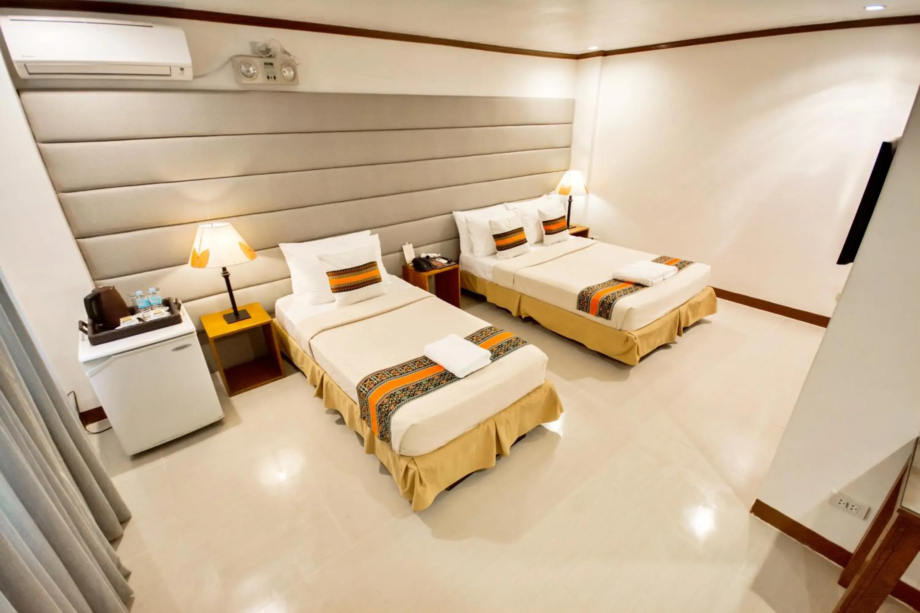 Standard Triple Room in Sur Beach Resort Boracay Standard Triple Room in Sur Beach Resort Boracay