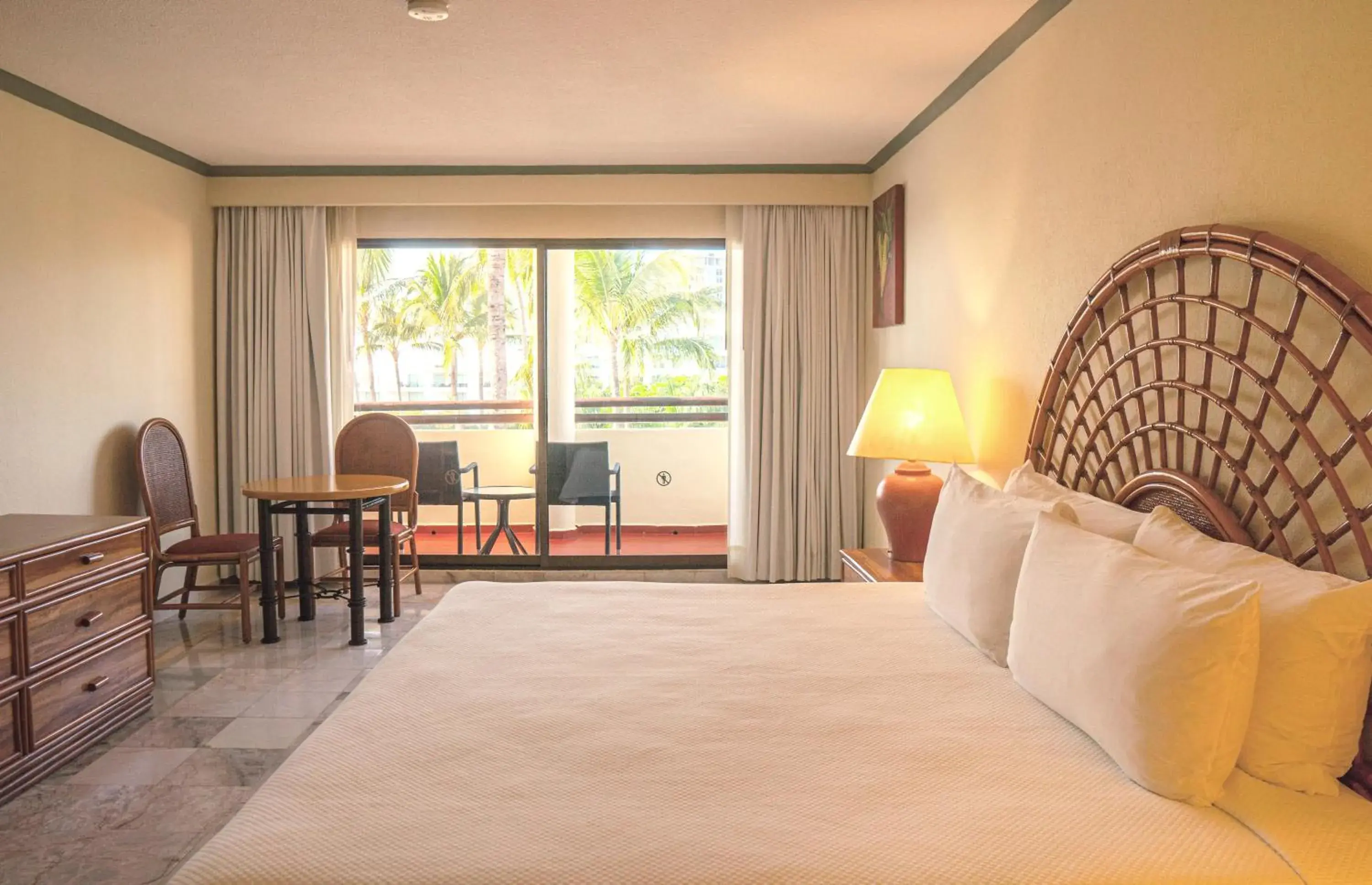 King Room with Balcony in Samba Vallarta All Inclusive King Room with Balcony in Samba Vallarta All Inclusive