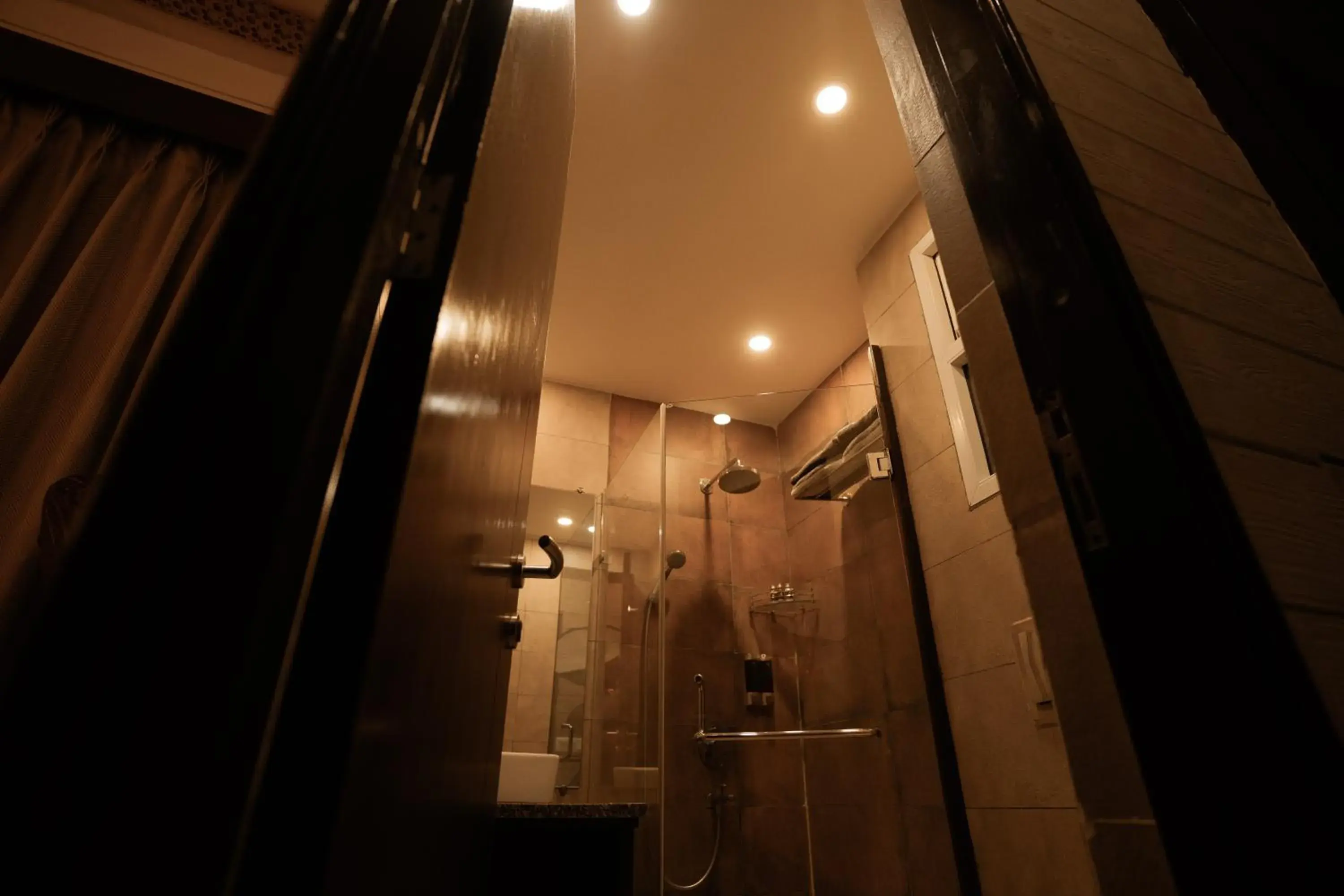 Premium Double Room in Sinon Baga Retreat Premium Double Room in Sinon Baga Retreat