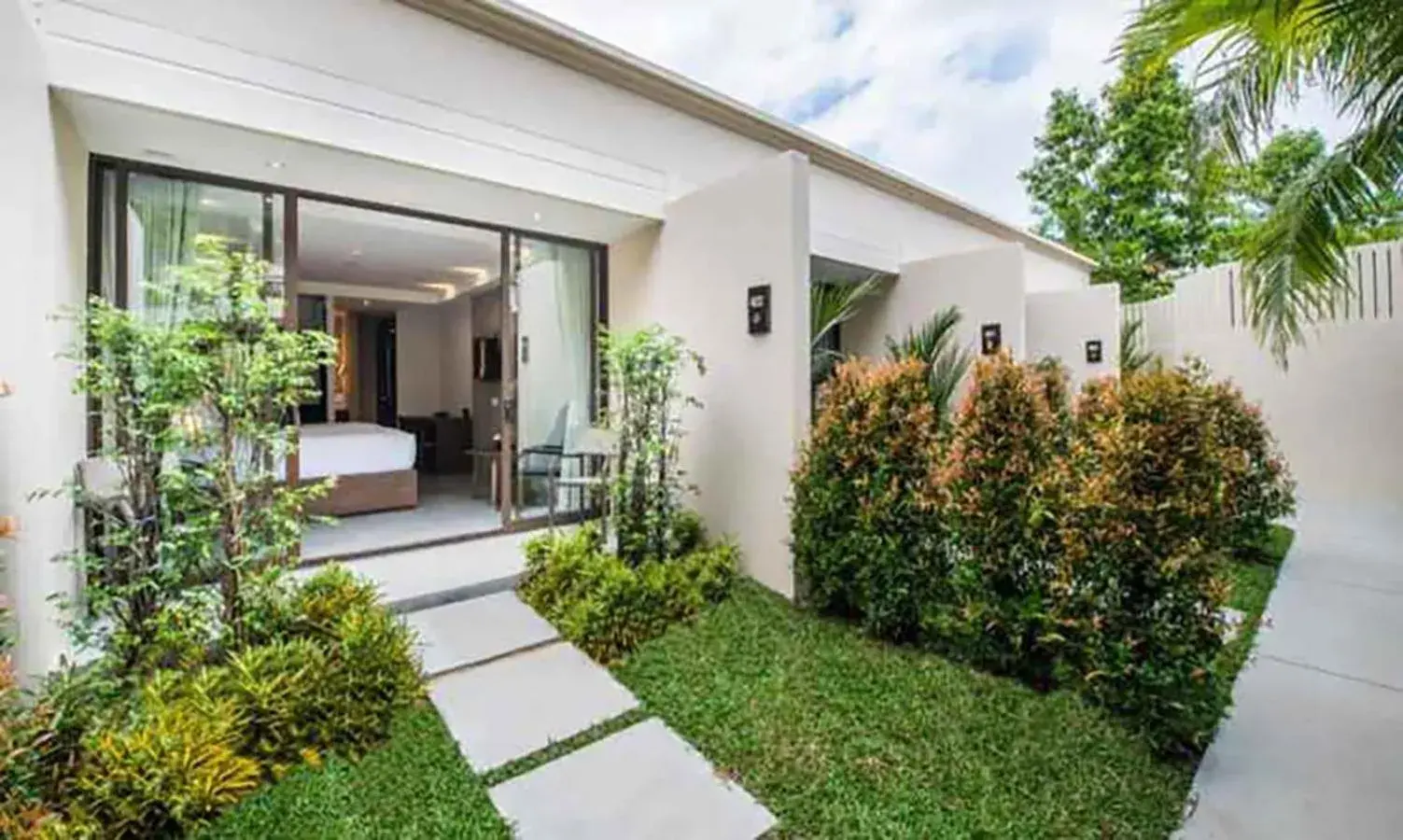 Deluxe Double or Twin Room with Garden View in Dewa Phuket Resort & Villas Deluxe Double or Twin Room with Garden View in Dewa Phuket Resort & Villas